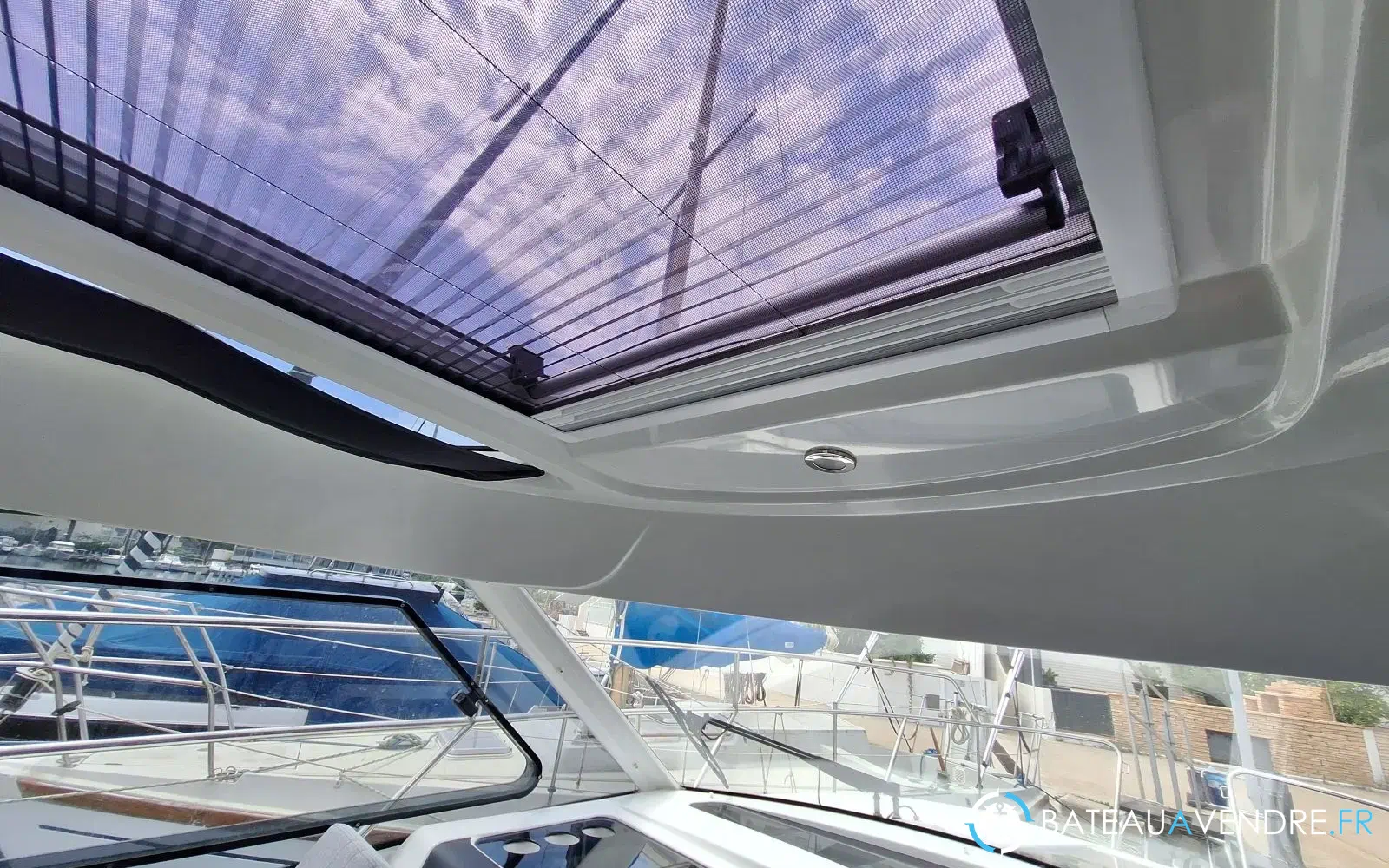slider 6 Beneteau Antares 9 OB