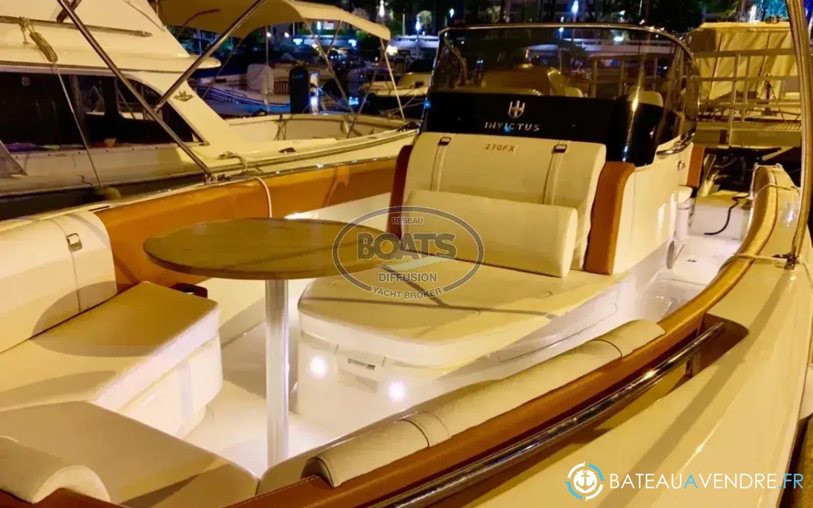 slider 12 Invictus 270 FX