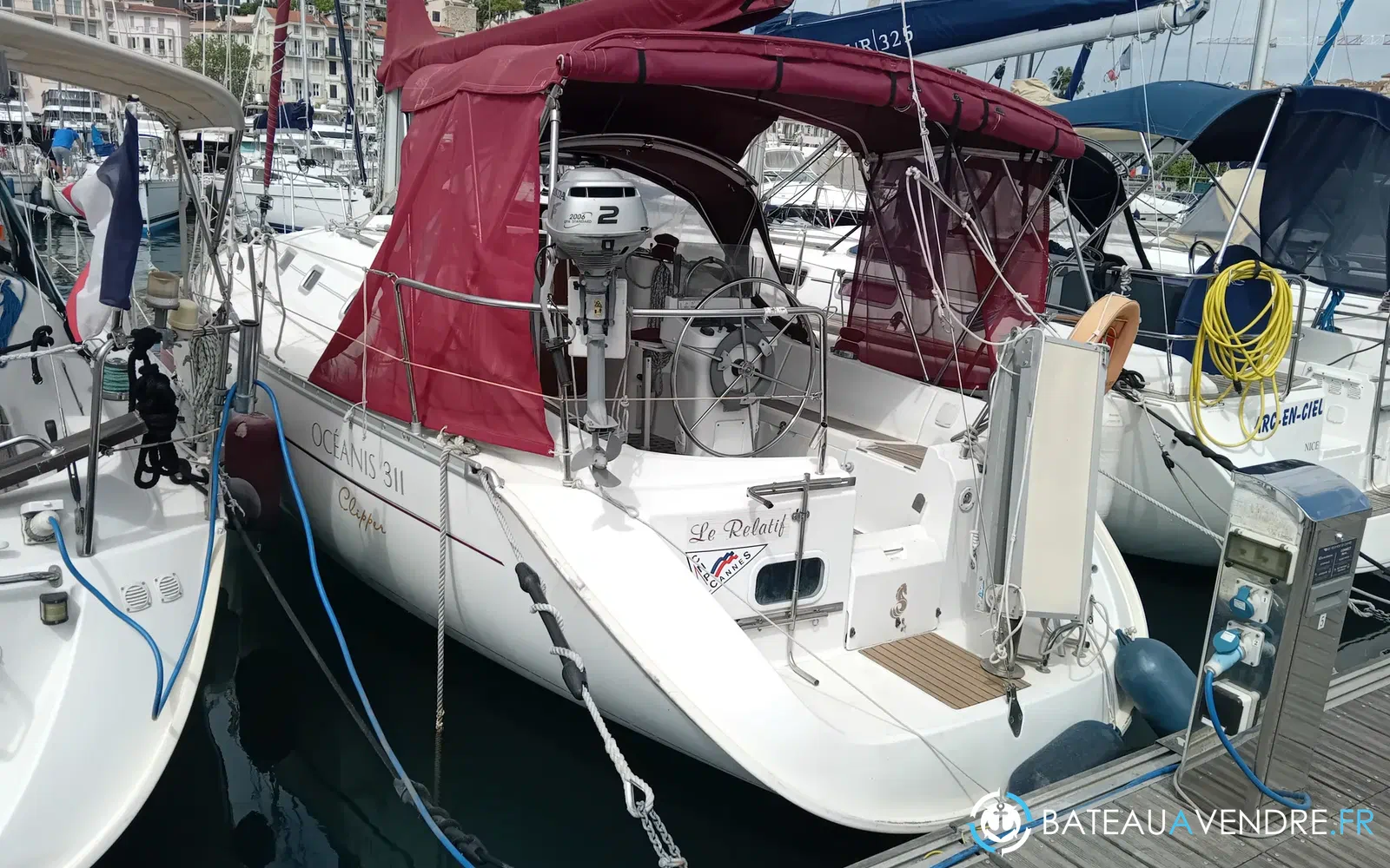 slider 0 Beneteau Oceanis 311 Clipper
