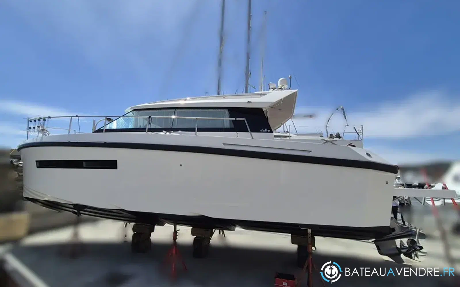 slider 0 Delta Marine Delta 33