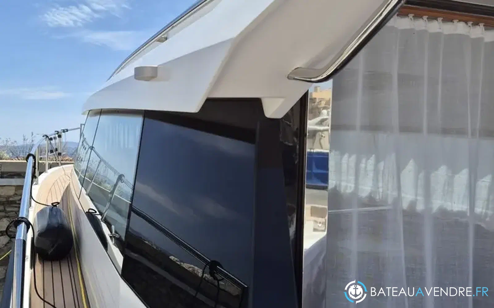 slider 20 Delta Marine Delta 33