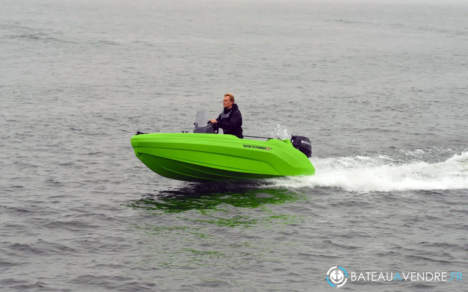 slider 10 Seastorm 12