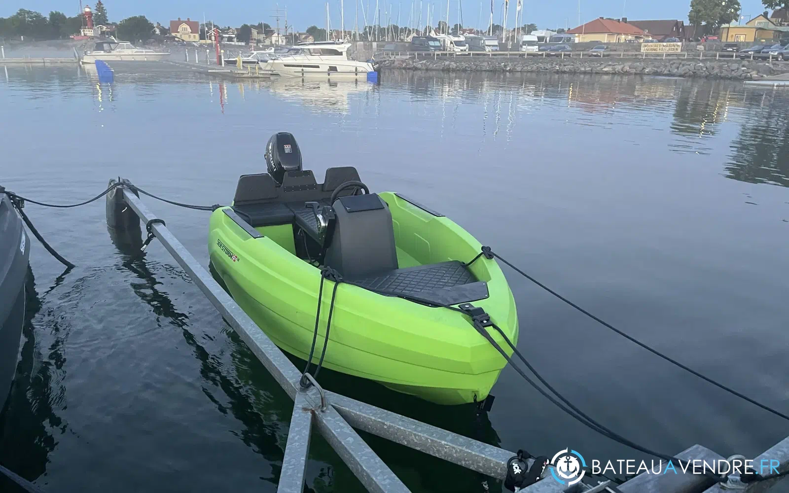 slider 4 Seastorm 12
