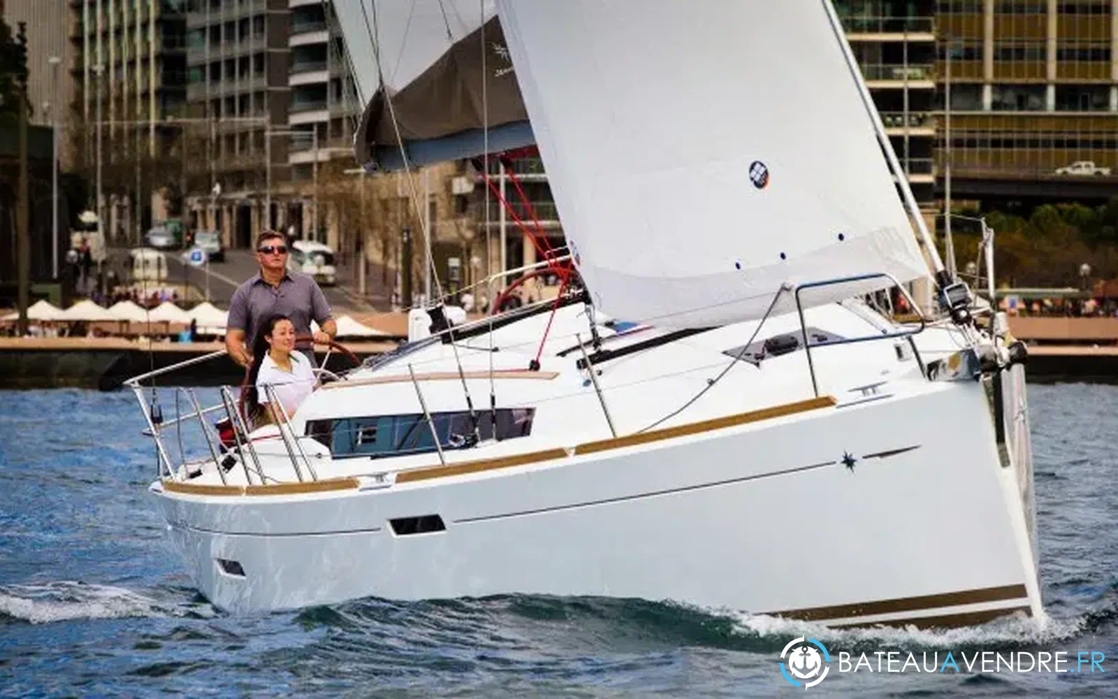 slider 0 Jeanneau Sun Odyssey 379