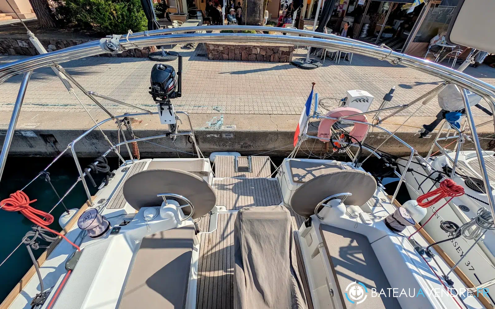 slider 11 Jeanneau Sun Odyssey 379