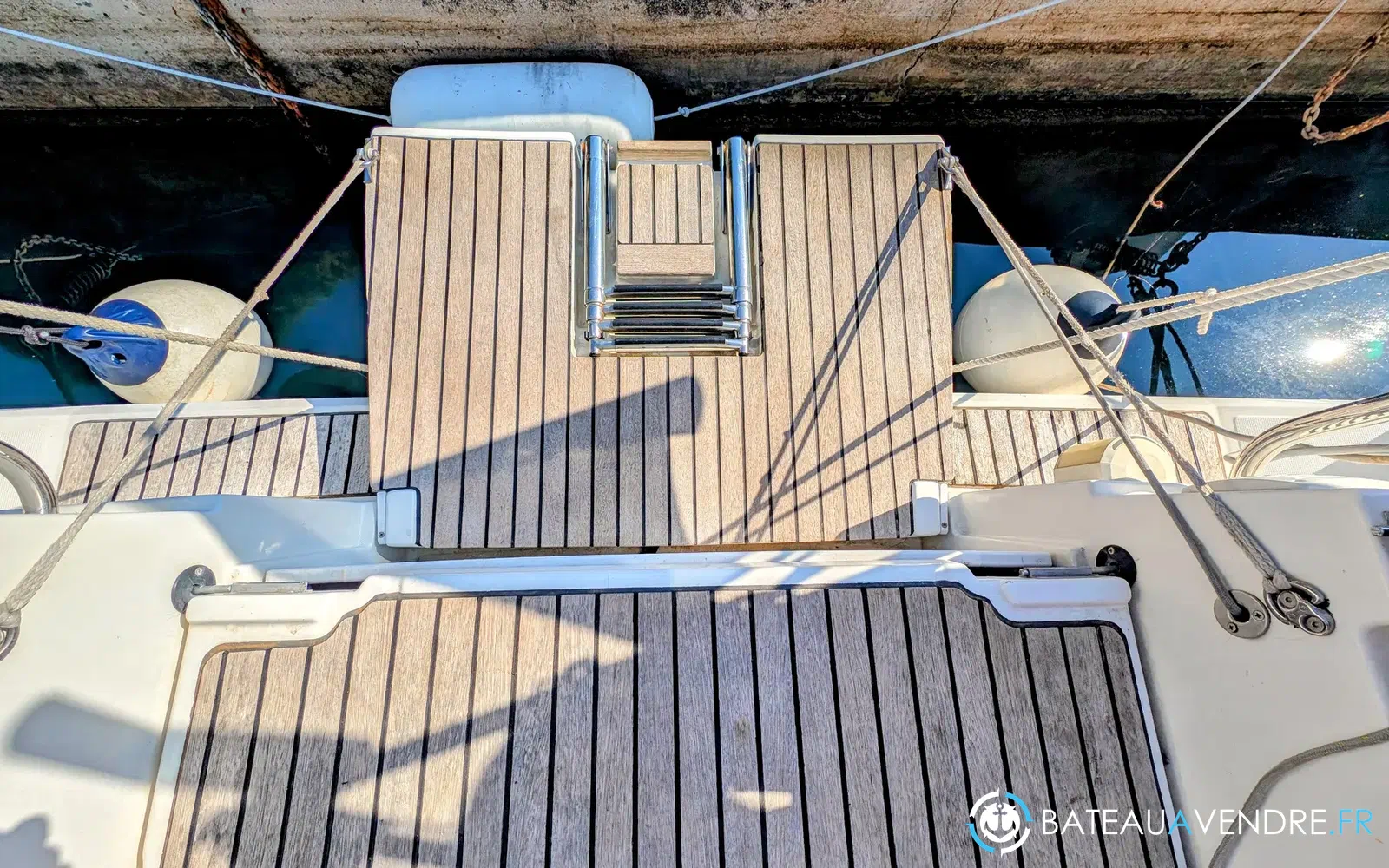 slider 12 Jeanneau Sun Odyssey 379