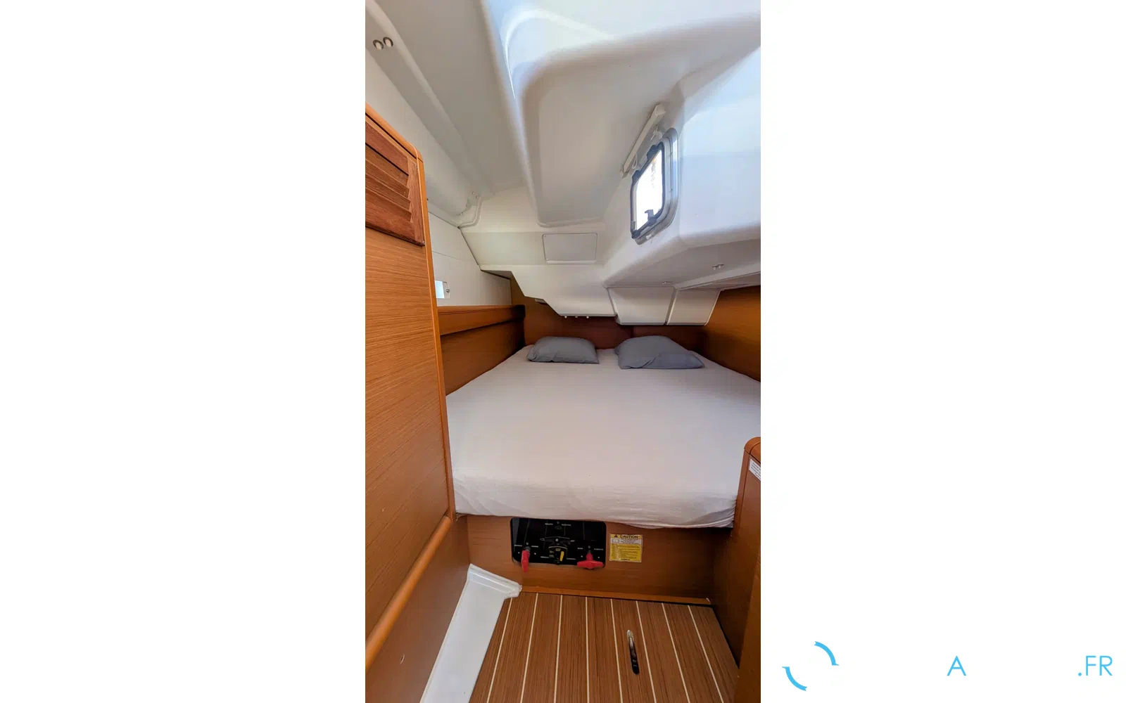 slider 19 Jeanneau Sun Odyssey 379