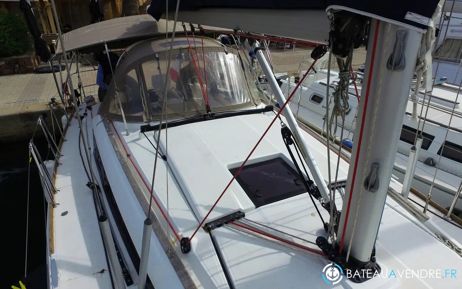 slider 7 Jeanneau Sun Odyssey 379