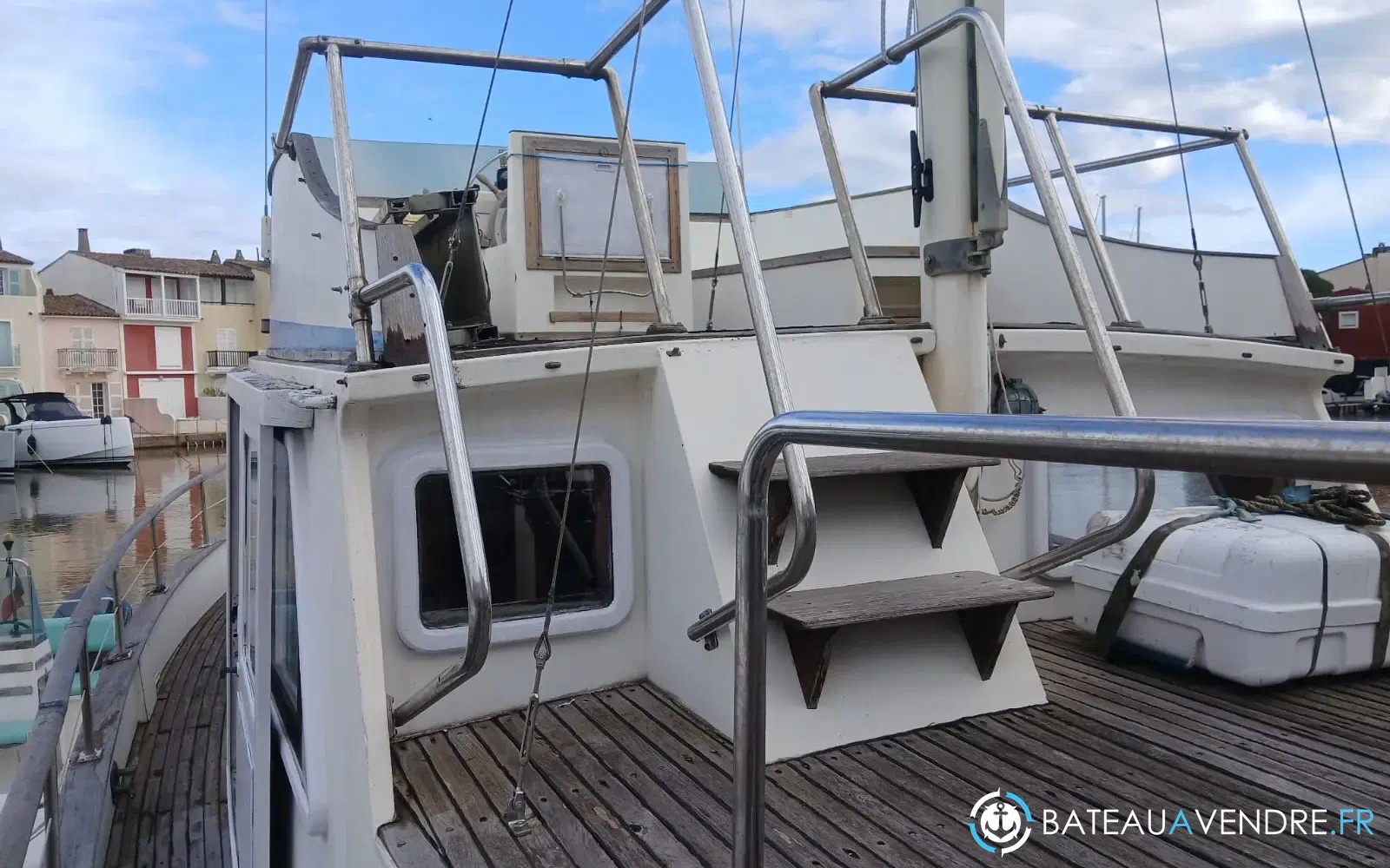 slider 3 Grand Banks 40