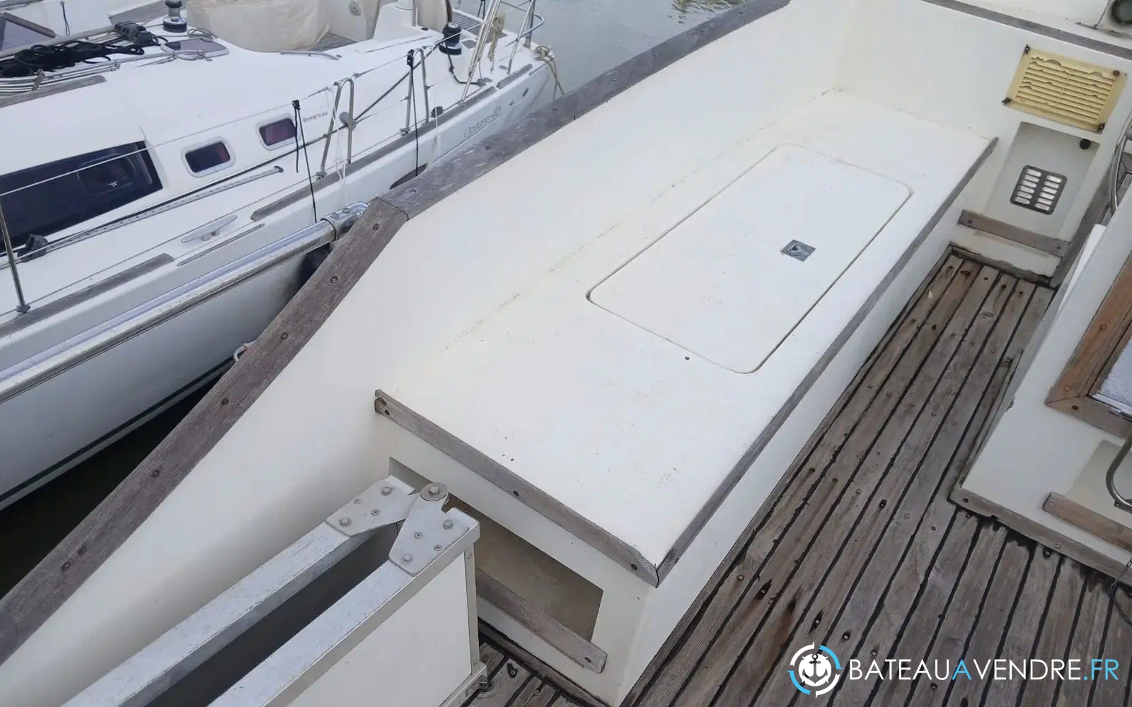slider 7 Grand Banks 40