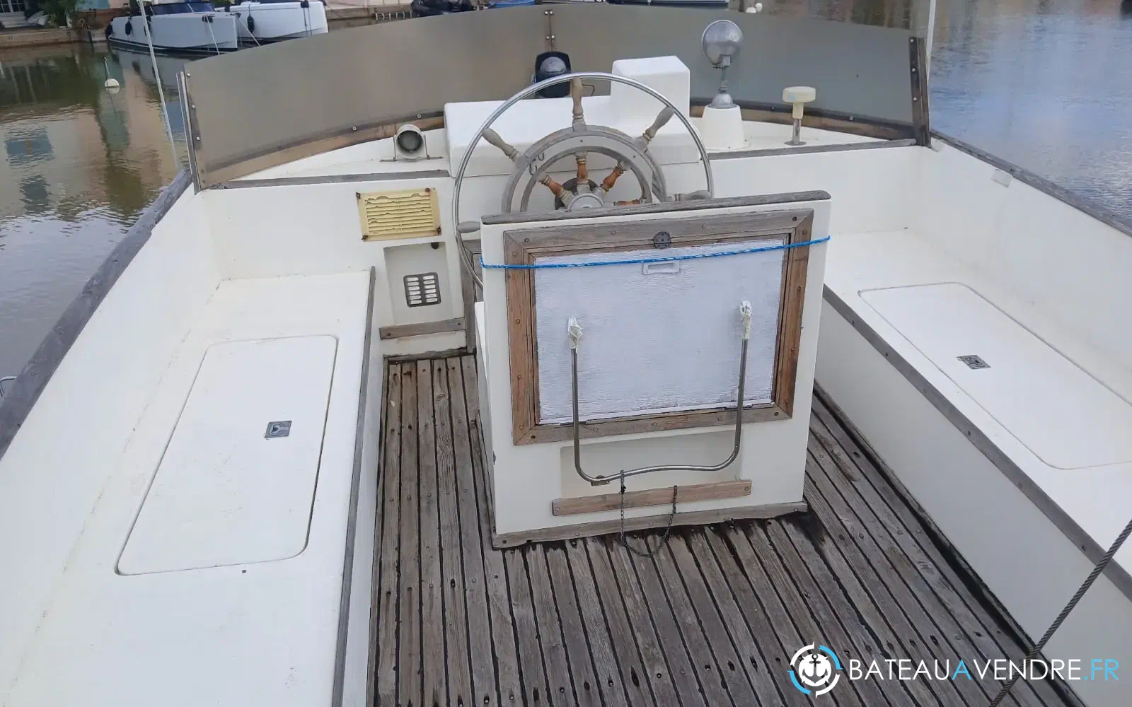 slider 8 Grand Banks 40