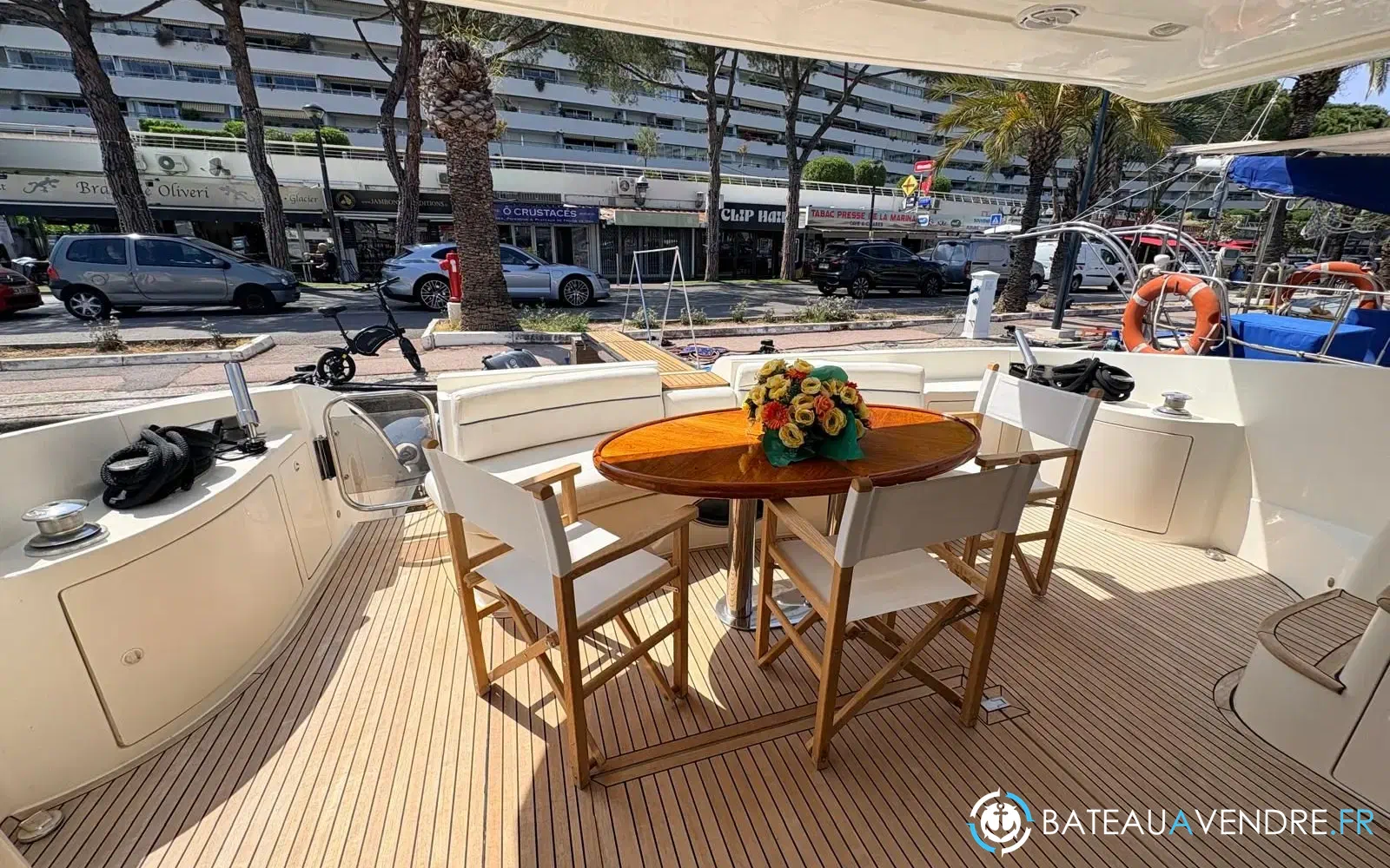 slider 4 Azimut 62