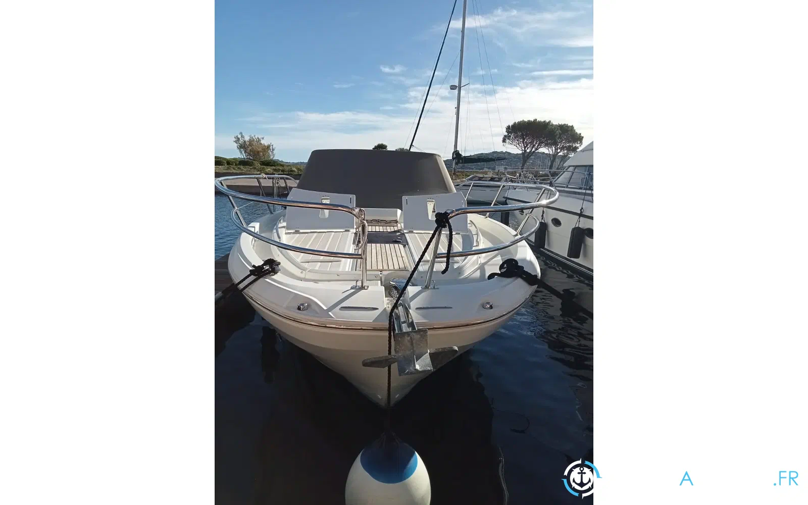 slider 3 Jeanneau Cap Camarat 10.5 WA
