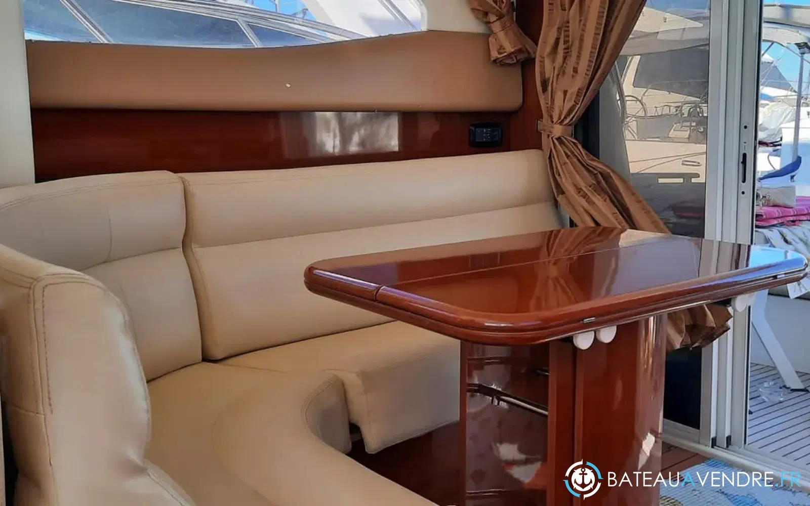 slider 12 Jeanneau Prestige 36