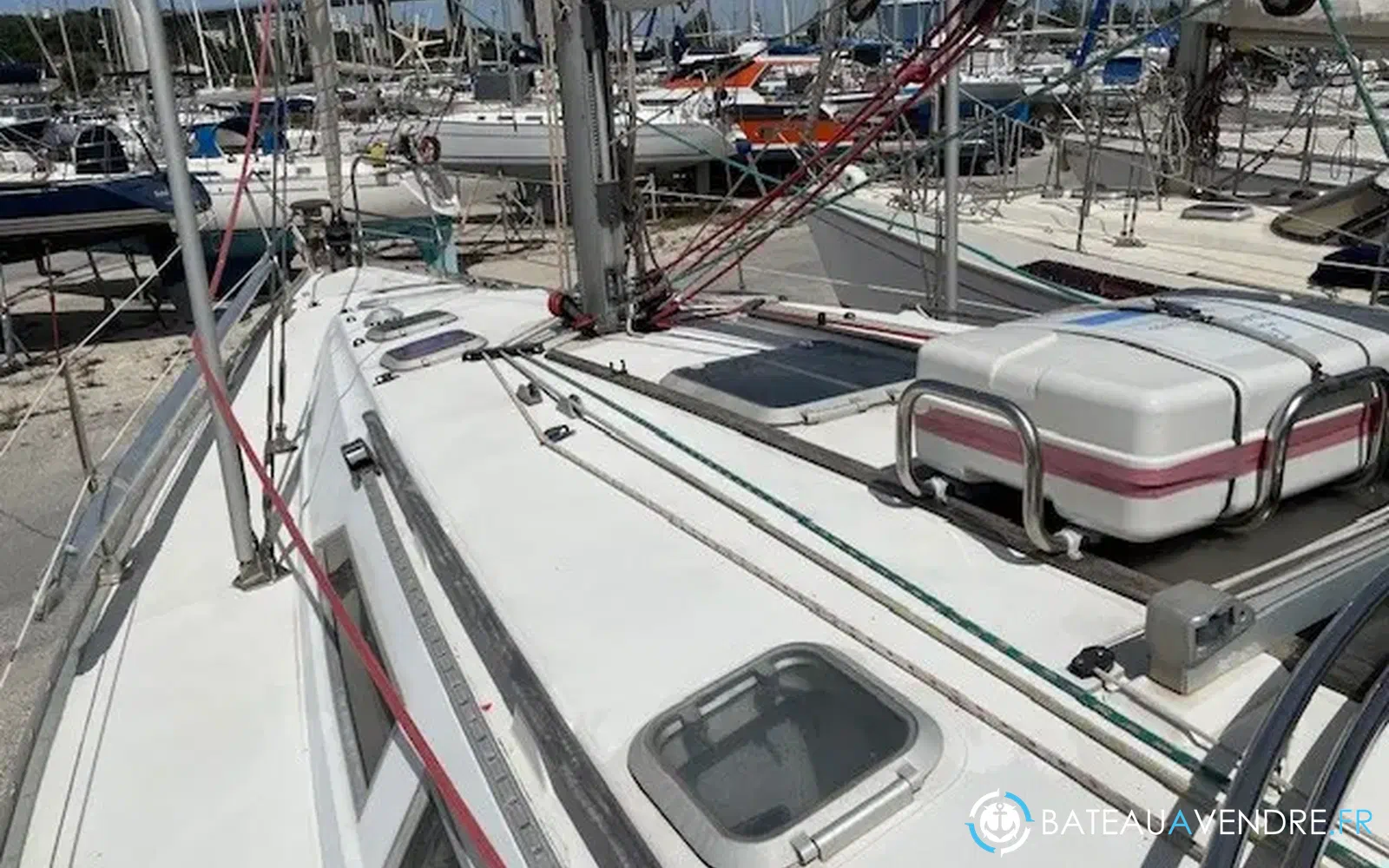 slider 10 Jeanneau Sun Odyssey 37.2