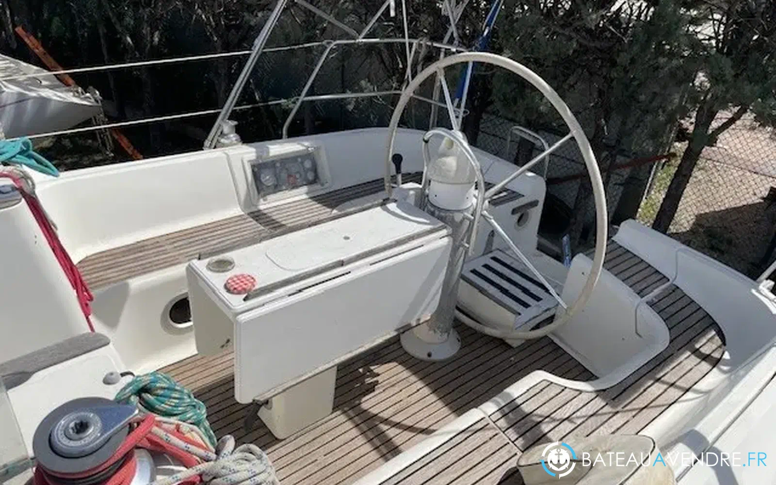 slider 22 Jeanneau Sun Odyssey 37.2