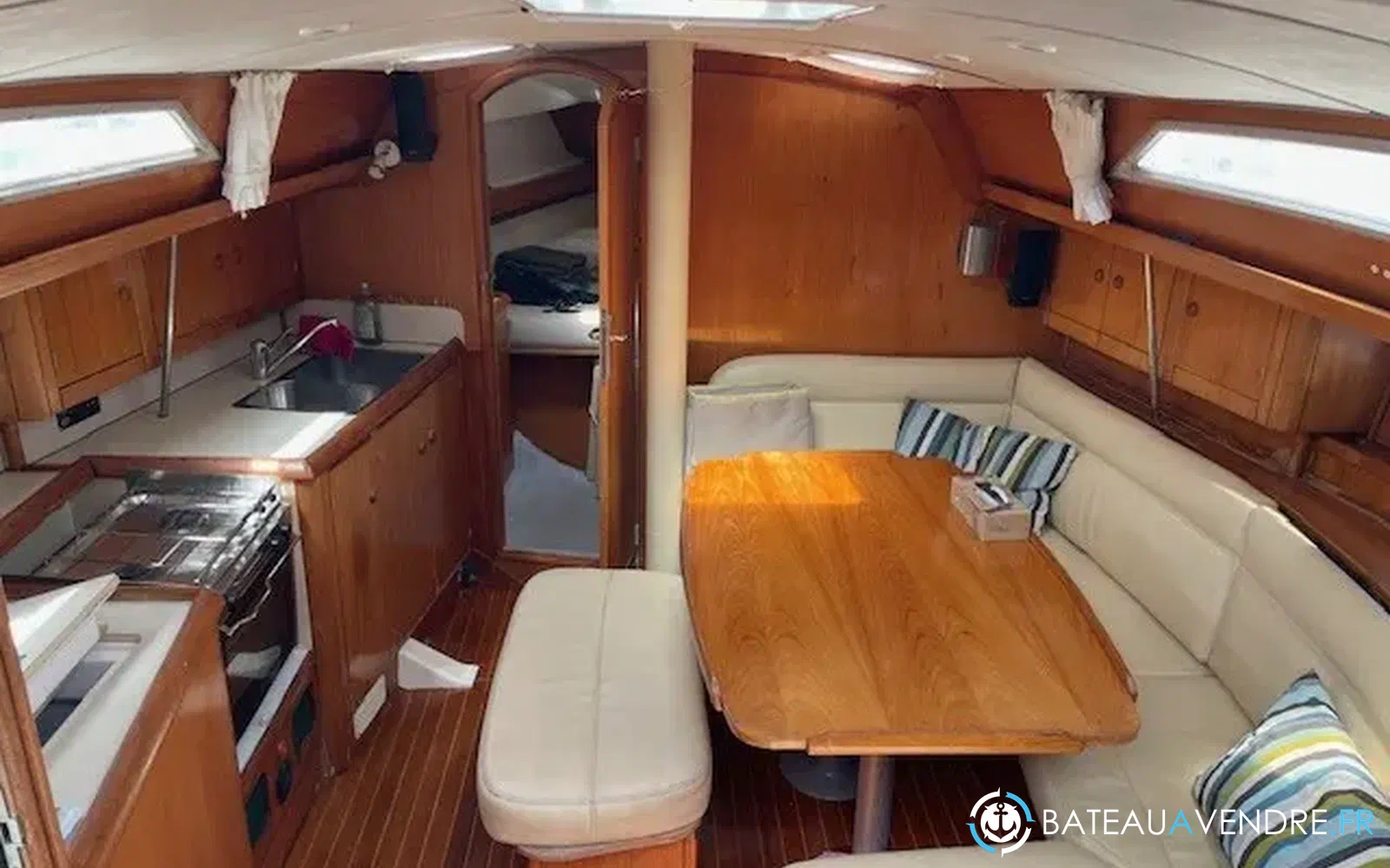 slider 23 Jeanneau Sun Odyssey 37.2