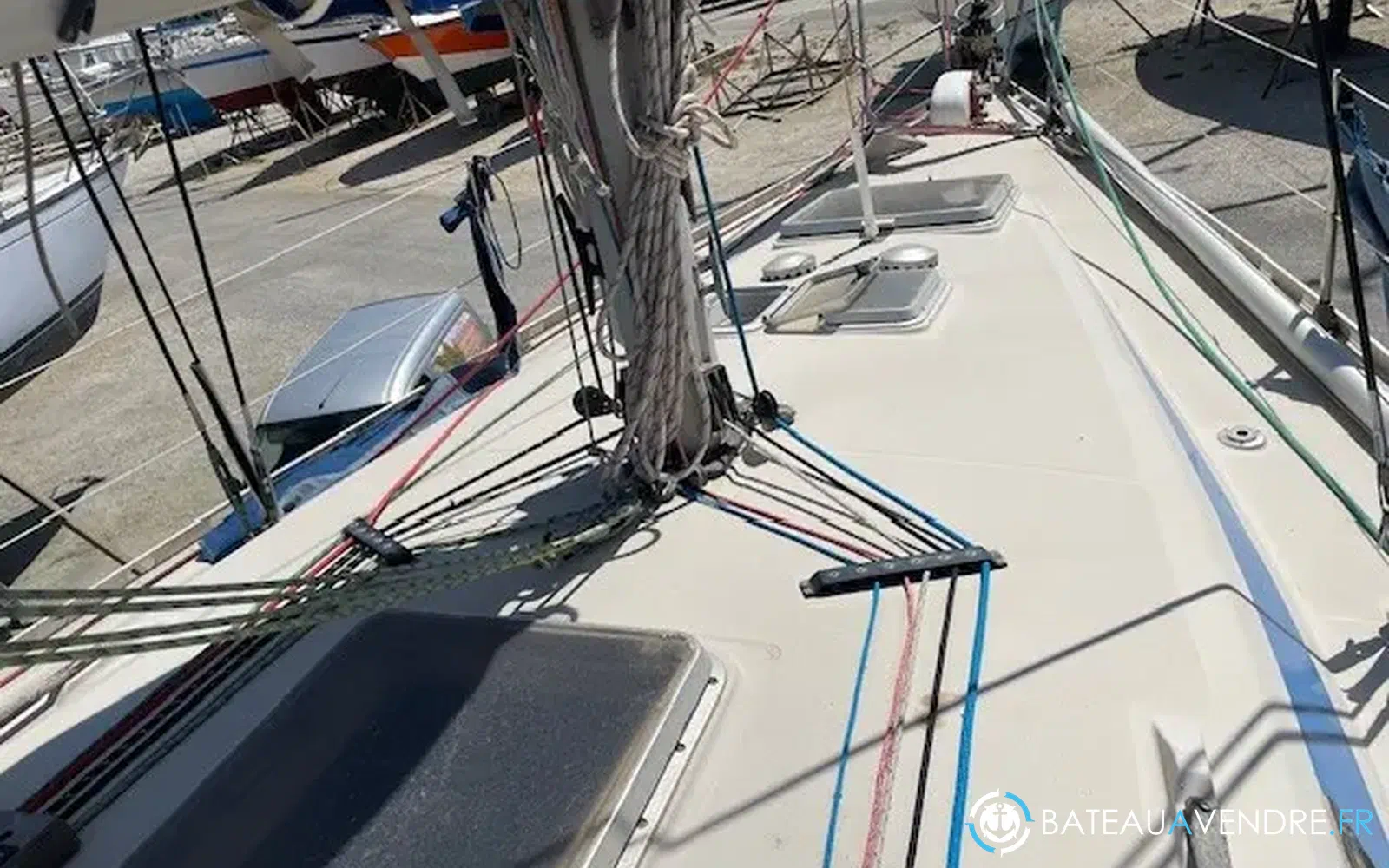 slider 10 Beneteau First 35