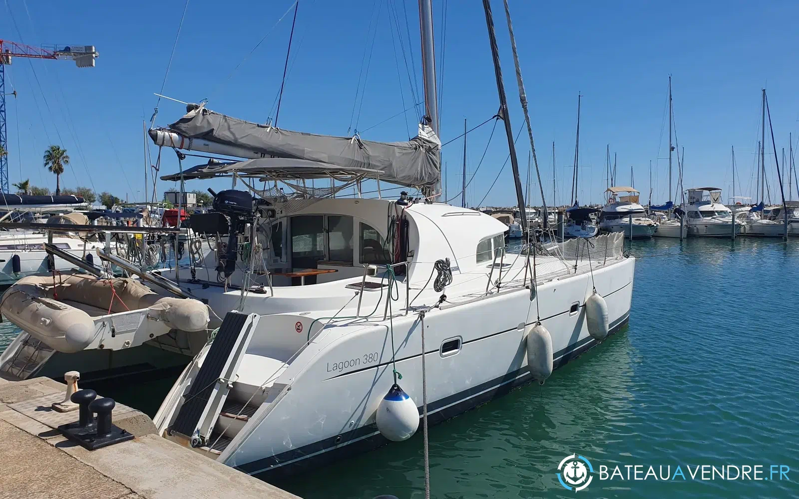slider 0 CN Bordeaux Lagoon 380