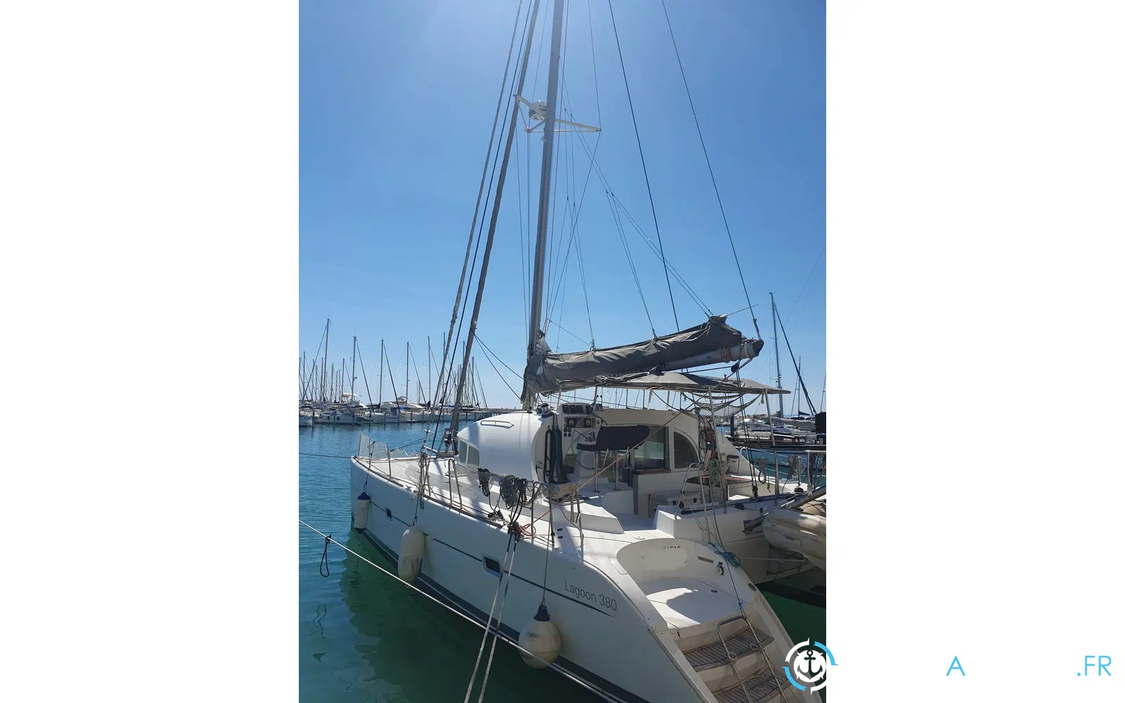 slider 2 CN Bordeaux Lagoon 380