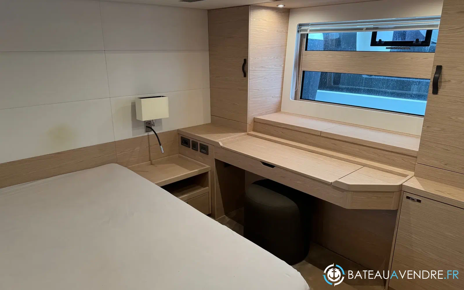 slider 31 Beneteau Grand Trawler 62