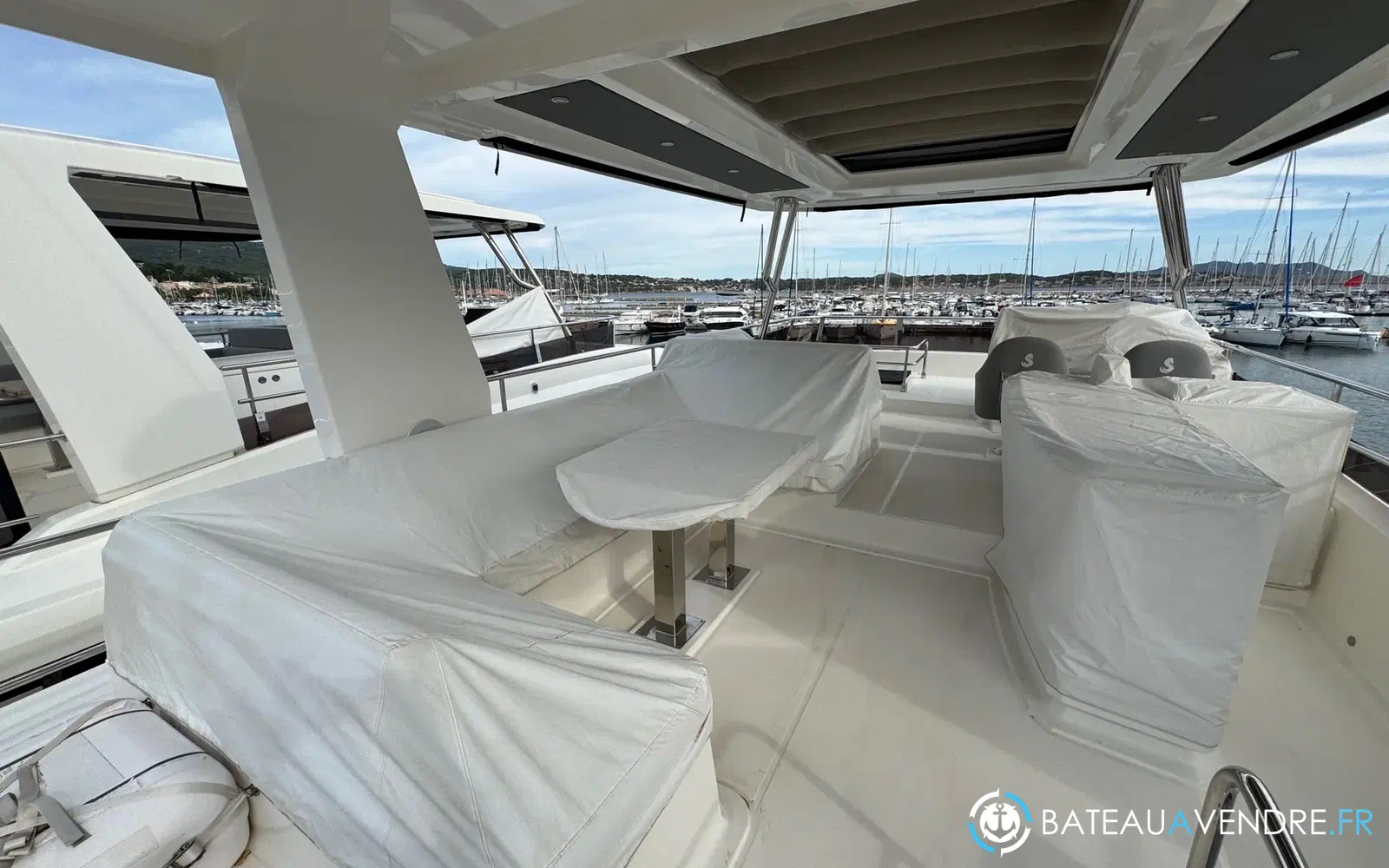 slider 39 Beneteau Grand Trawler 62