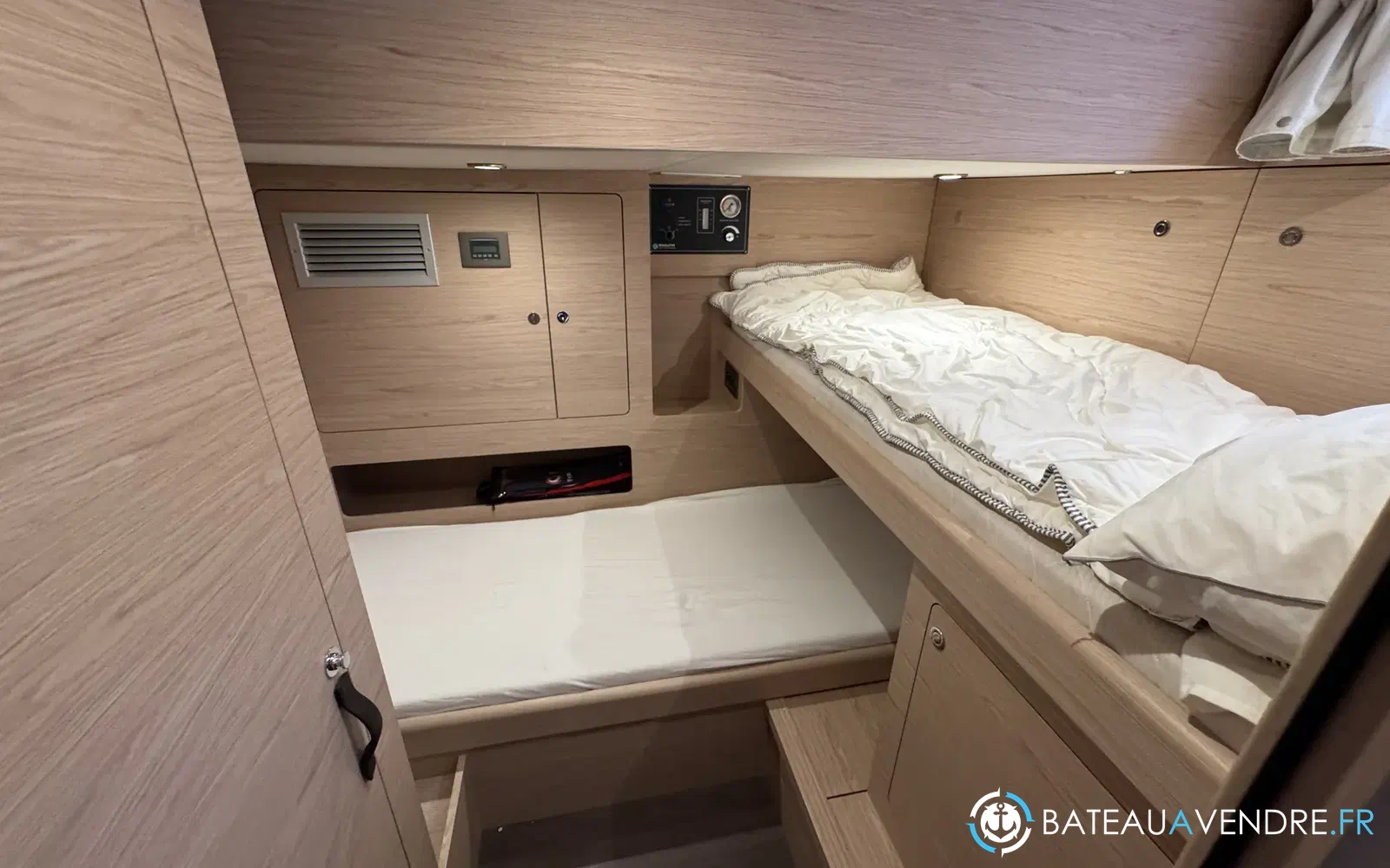 slider 43 Beneteau Grand Trawler 62