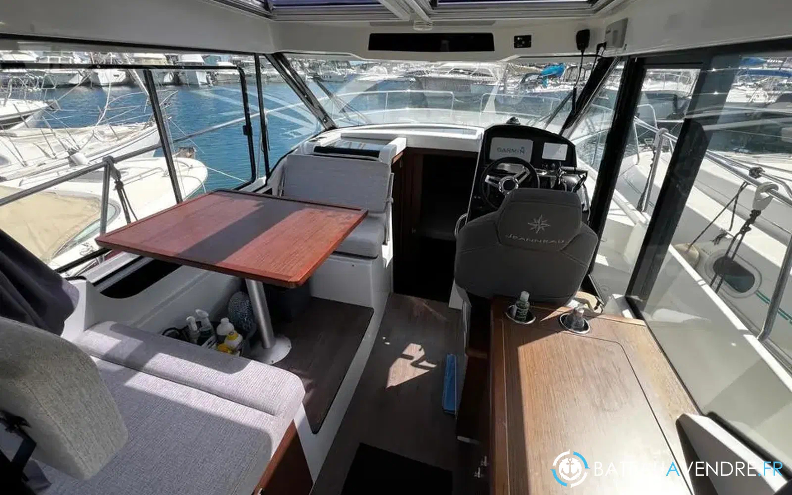 slider 4 Jeanneau Merry Fisher 895