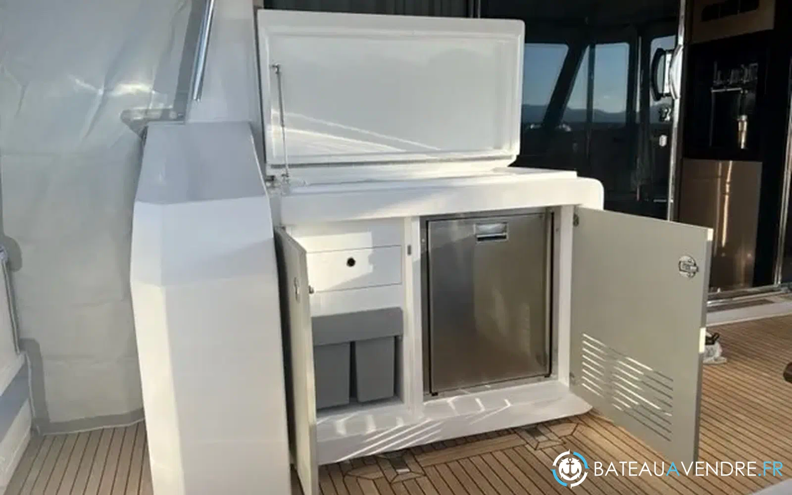slider 11 Azimut 72 flybridge