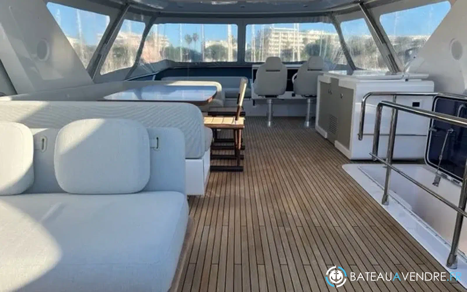 slider 15 Azimut 72 flybridge
