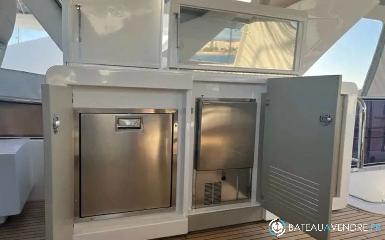 slider 17 Azimut 72 flybridge