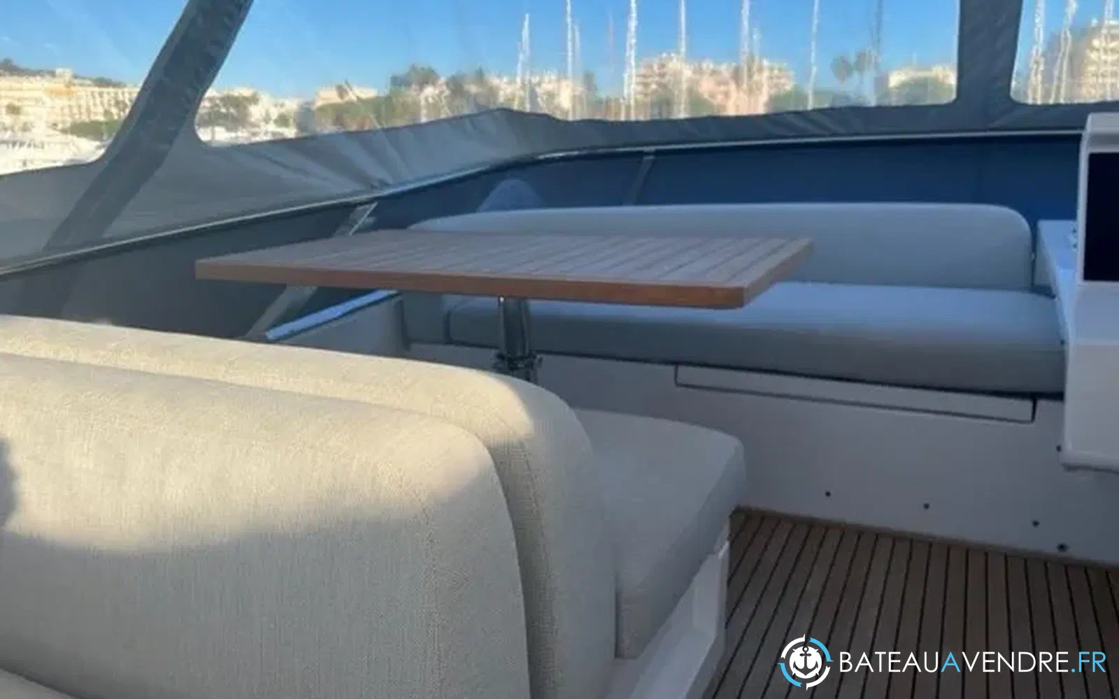 slider 20 Azimut 72 flybridge
