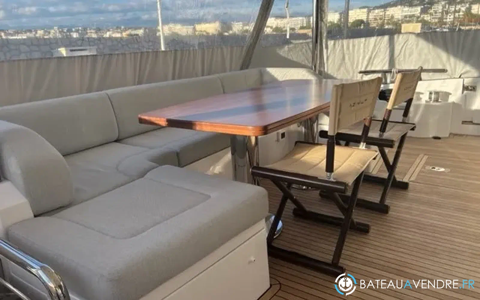 slider 21 Azimut 72 flybridge