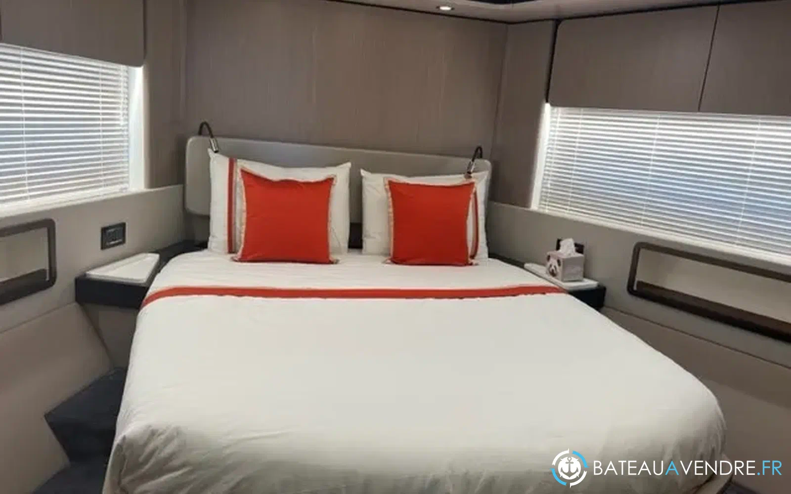 slider 2 Azimut 72 flybridge