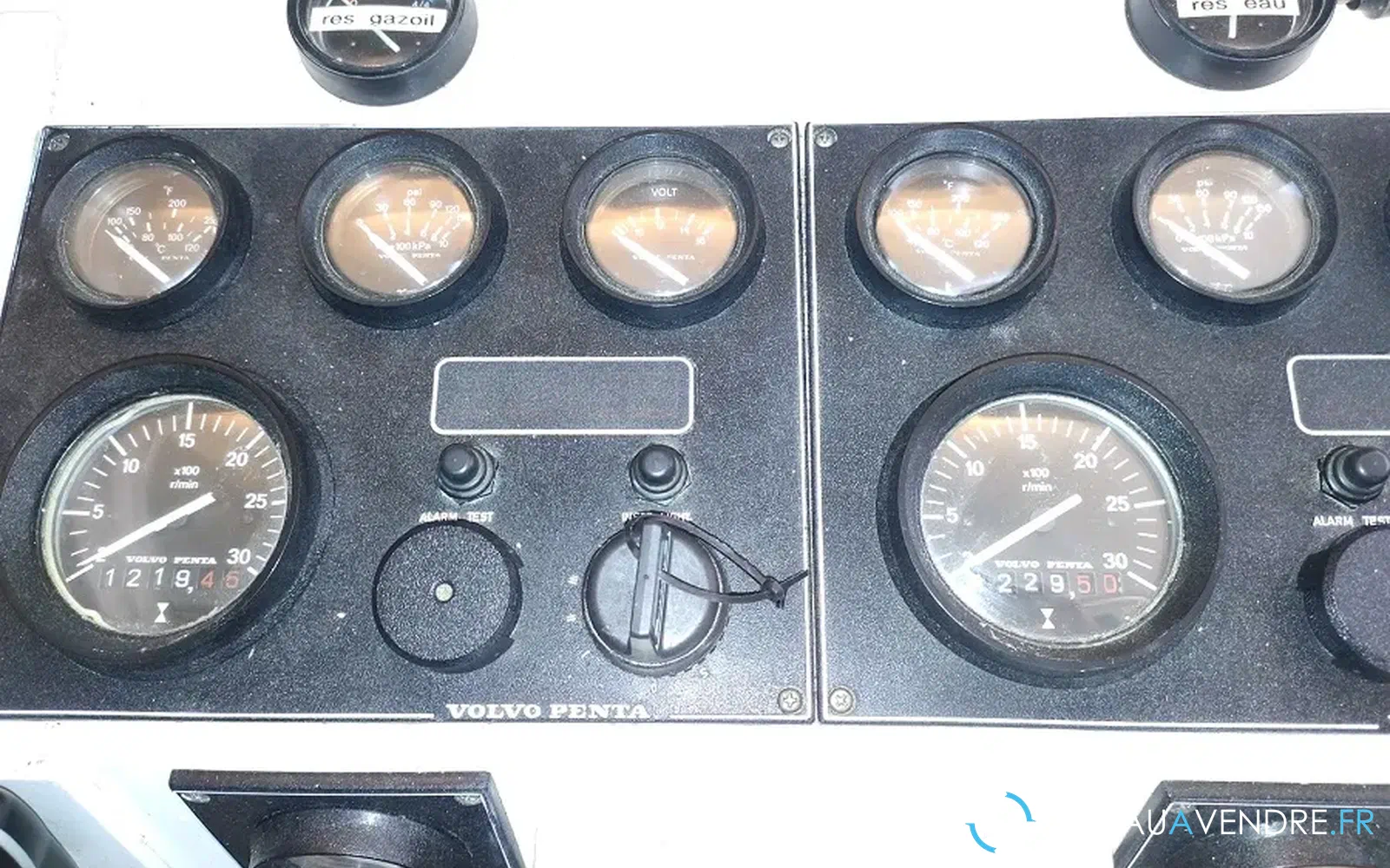 slider 29 Guy Bonnet 41