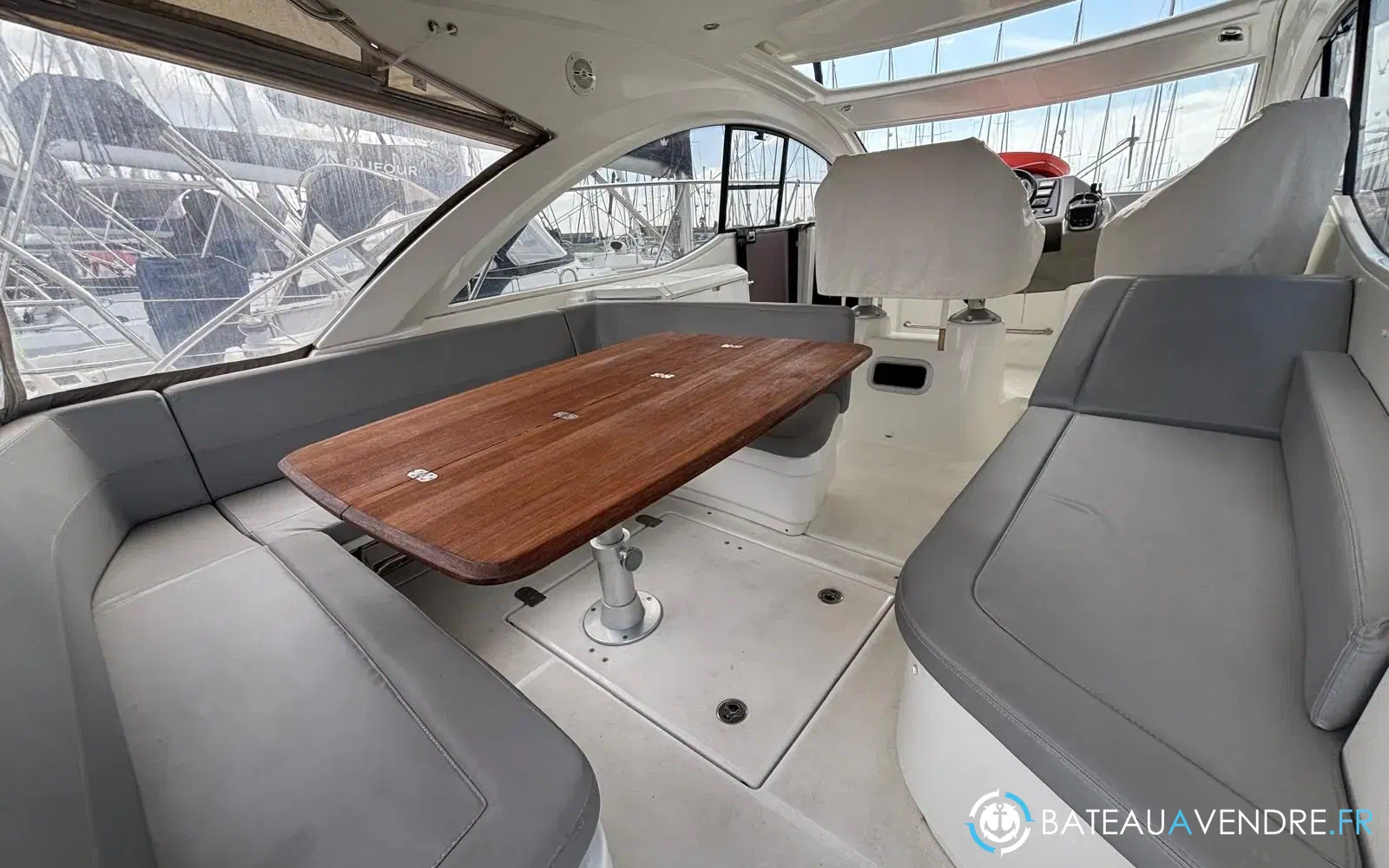 slider 1 Beneteau Gran Turismo 38