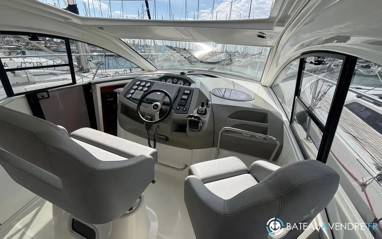 slider 2 Beneteau Gran Turismo 38