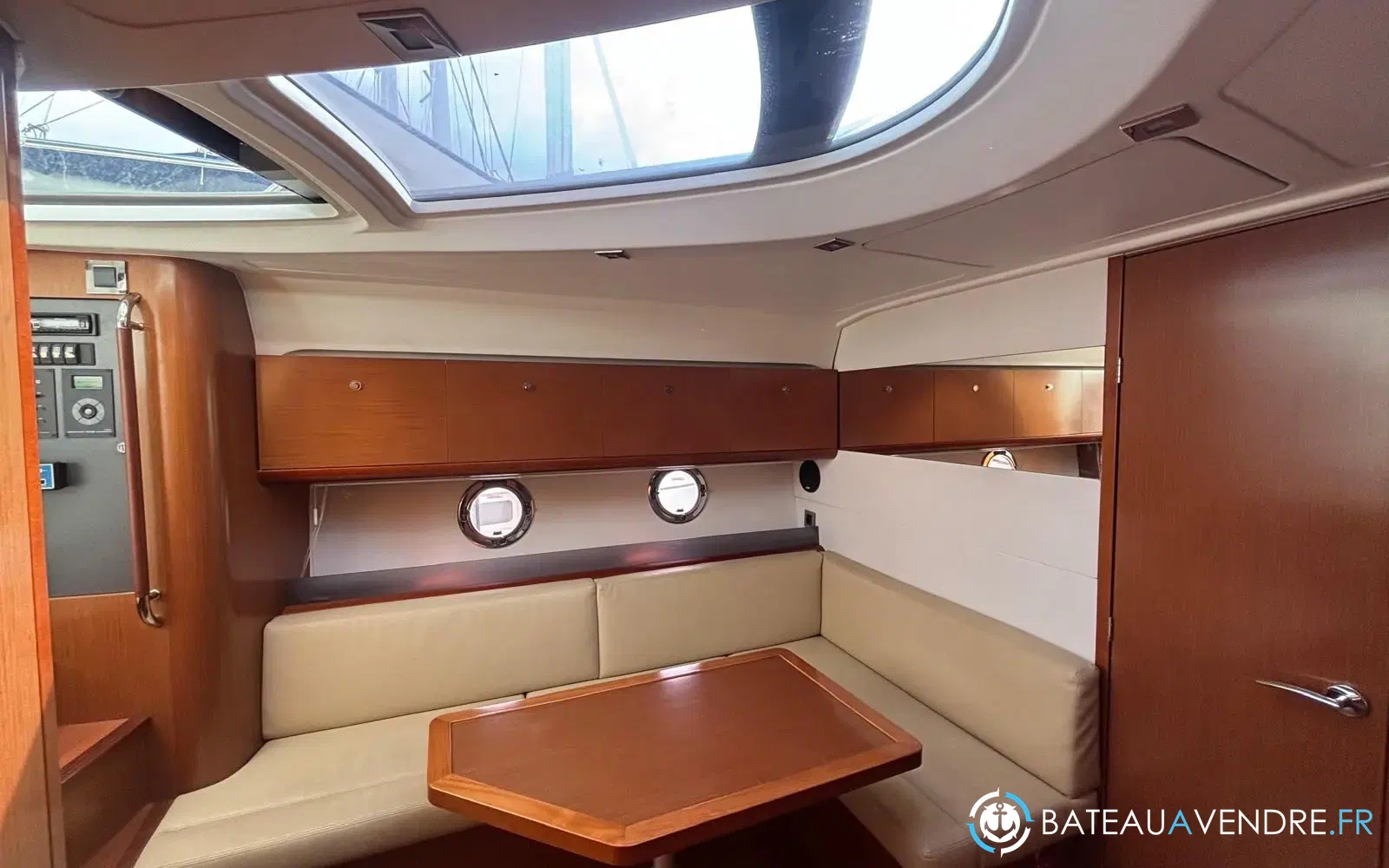 slider 7 Beneteau Gran Turismo 38
