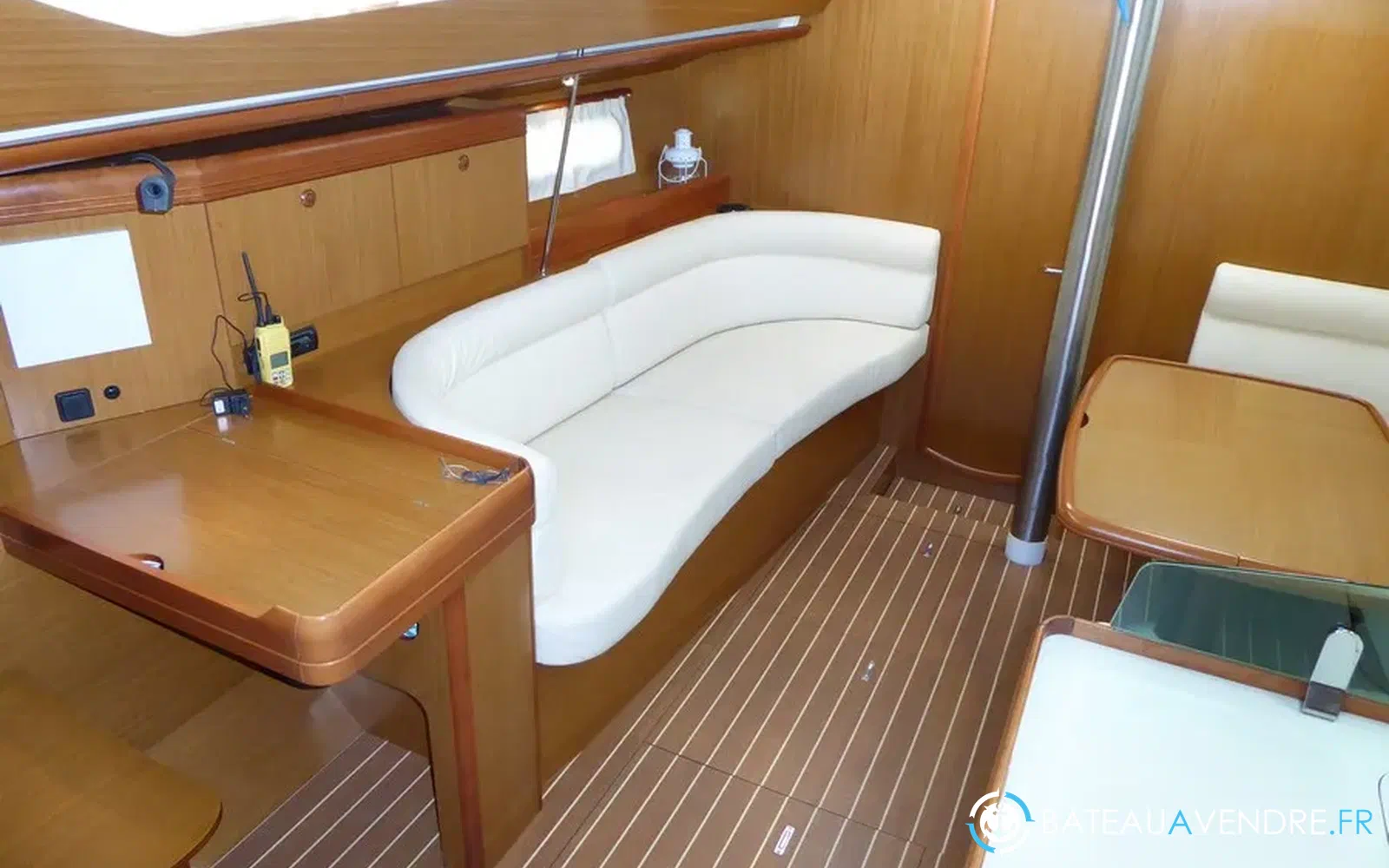 slider 12 Jeanneau Sun Odyssey 42 DS