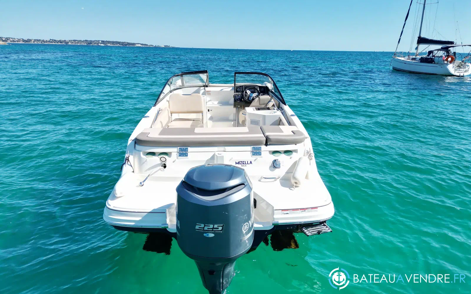 slider 1 Bayliner VR6 Cuddy