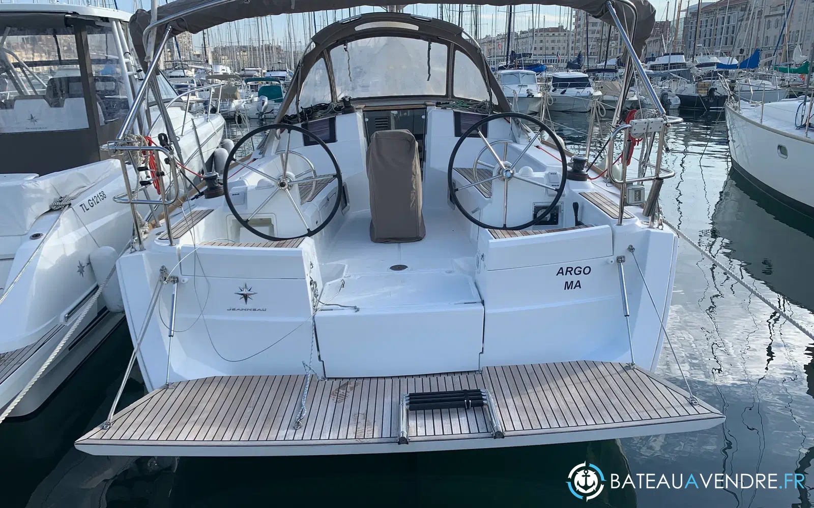 slider 1 Jeanneau Sun Odyssey 389