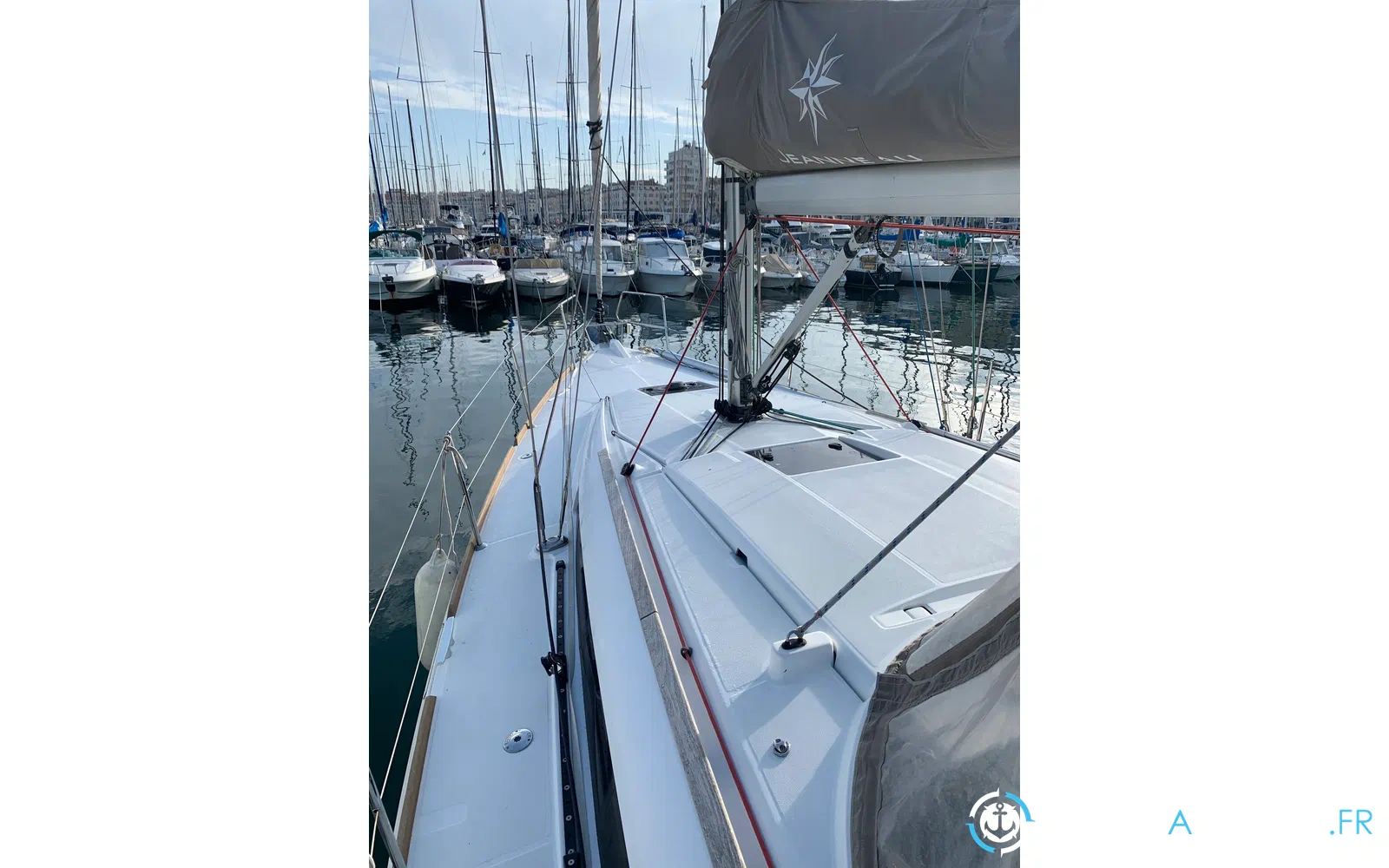 slider 2 Jeanneau Sun Odyssey 389