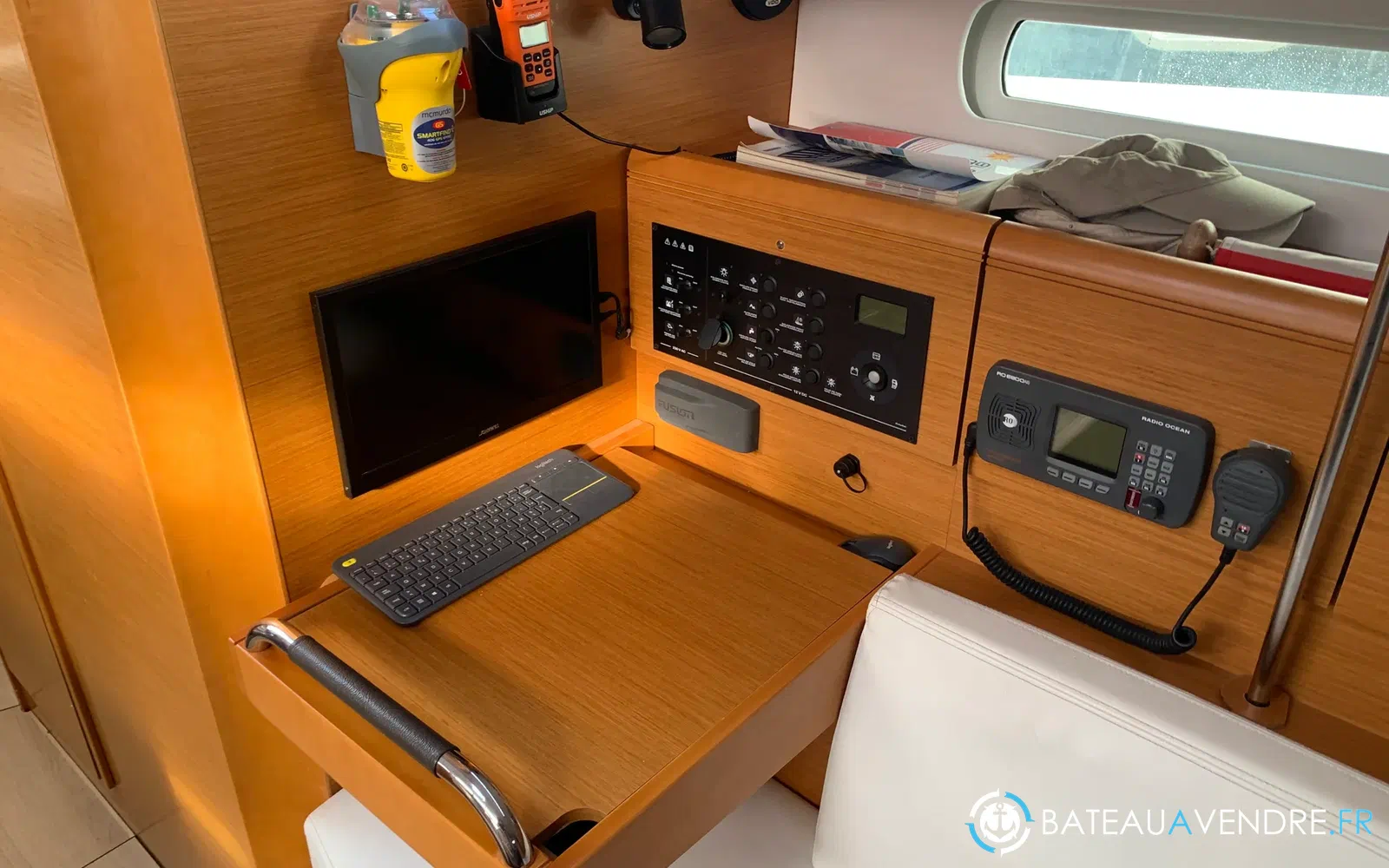 slider 4 Jeanneau Sun Odyssey 389