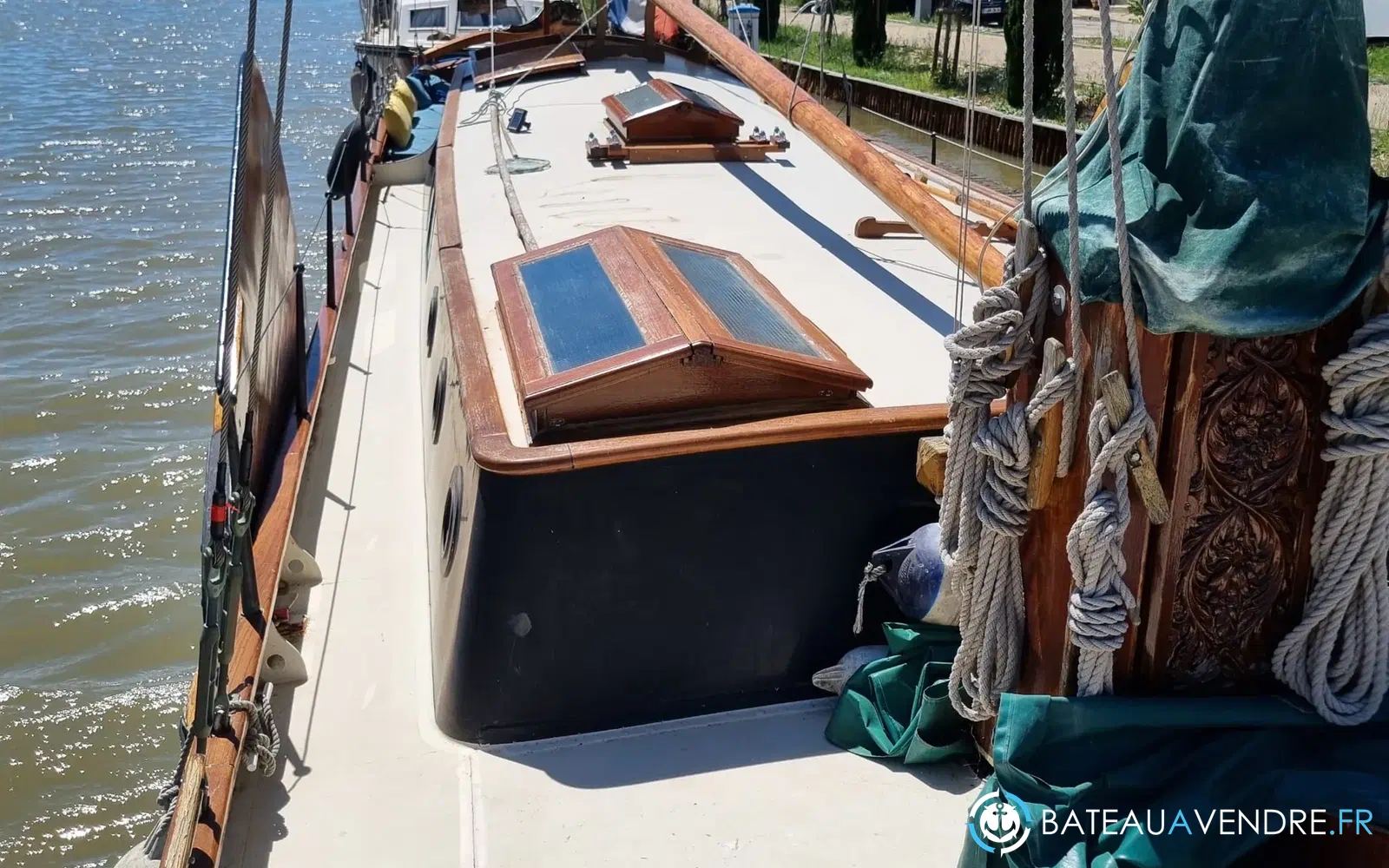 slider 12 Tjalk Van Der Werf