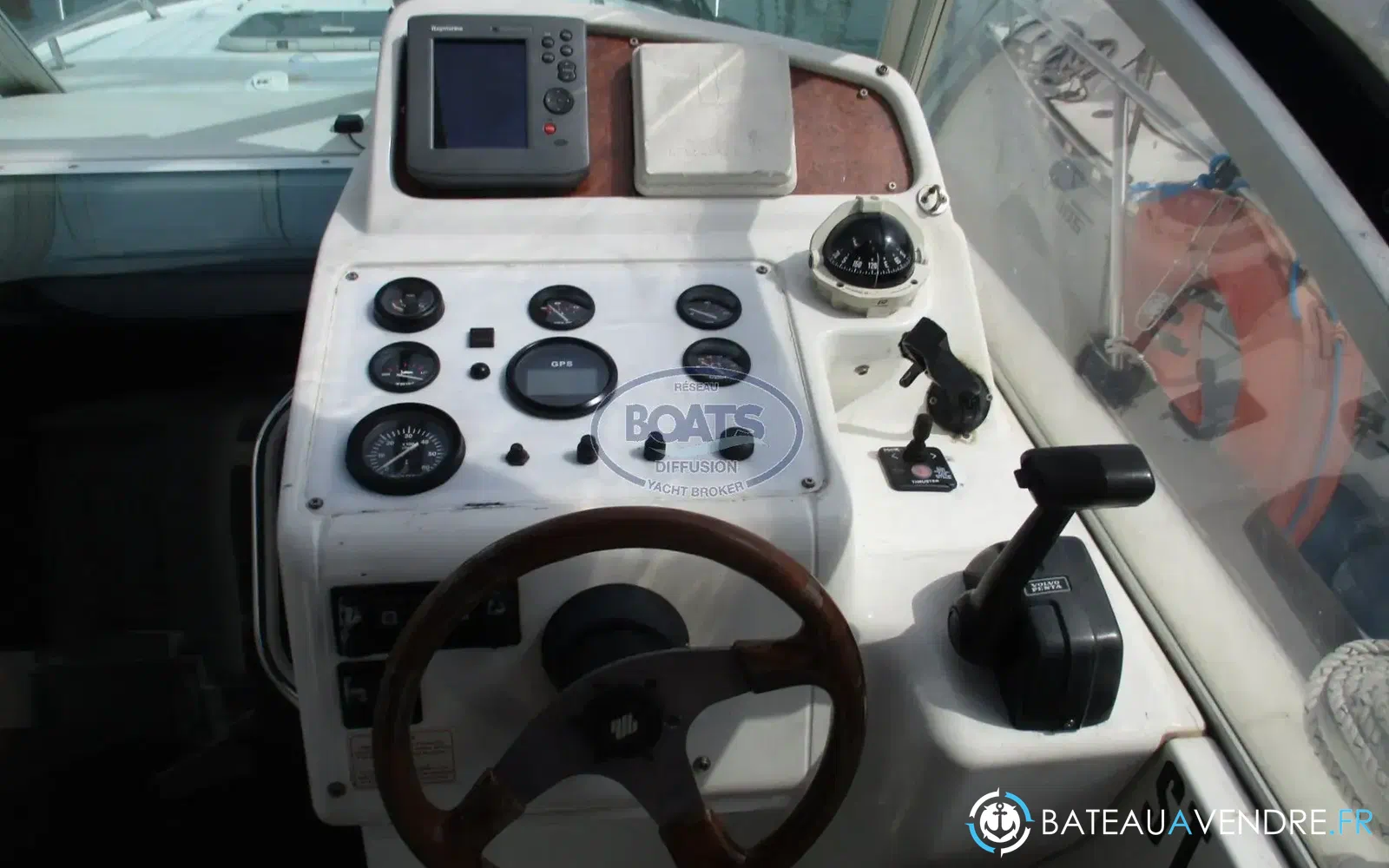 slider 10 Beneteau Ombrine 800 WA