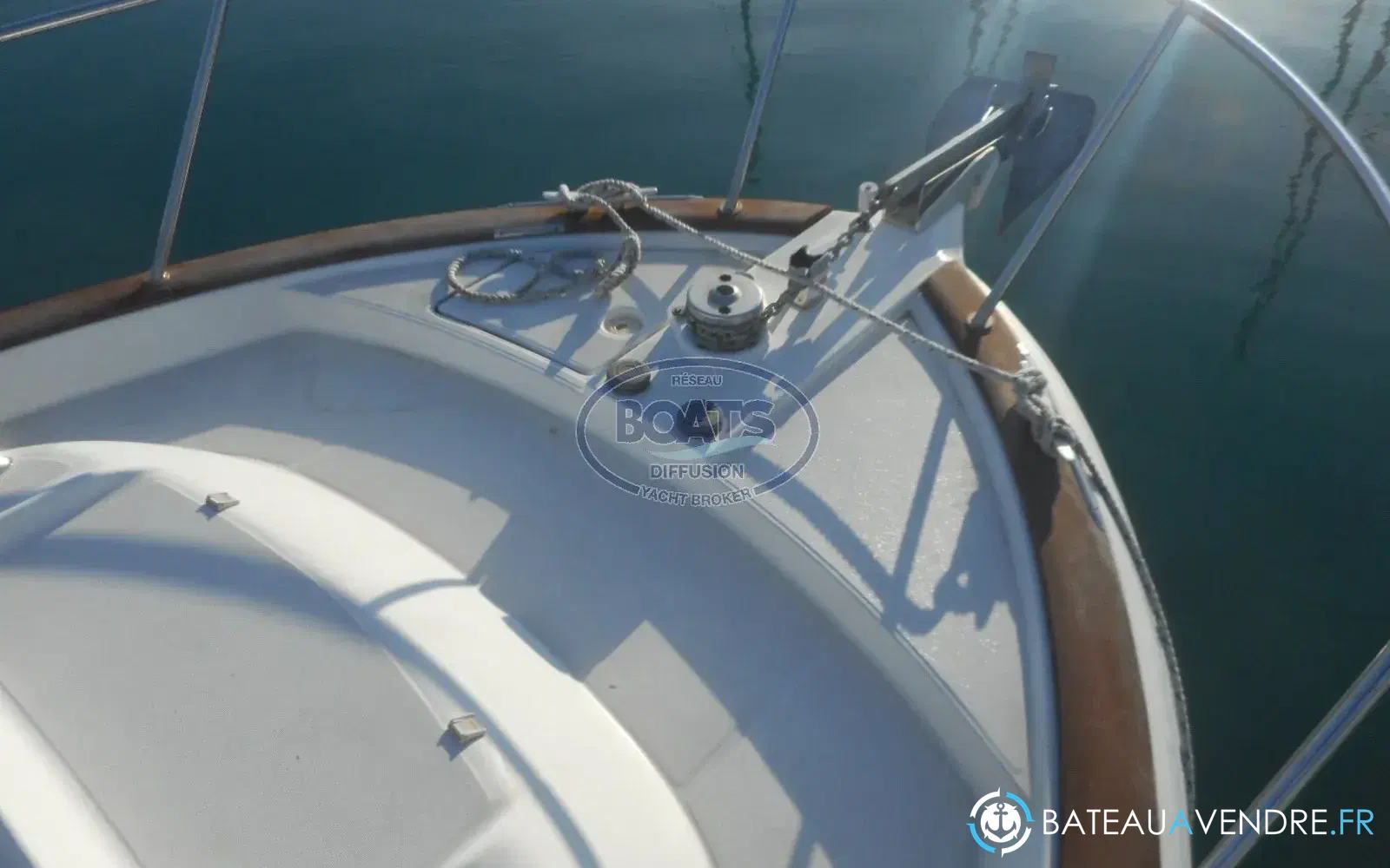 slider 12 Beneteau Ombrine 800 WA