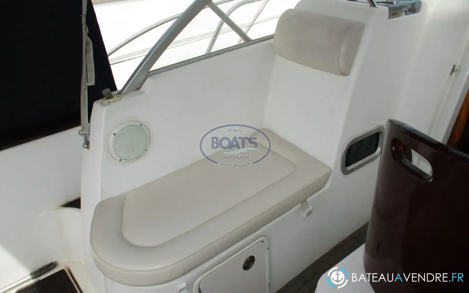 slider 2 Beneteau Ombrine 800 WA