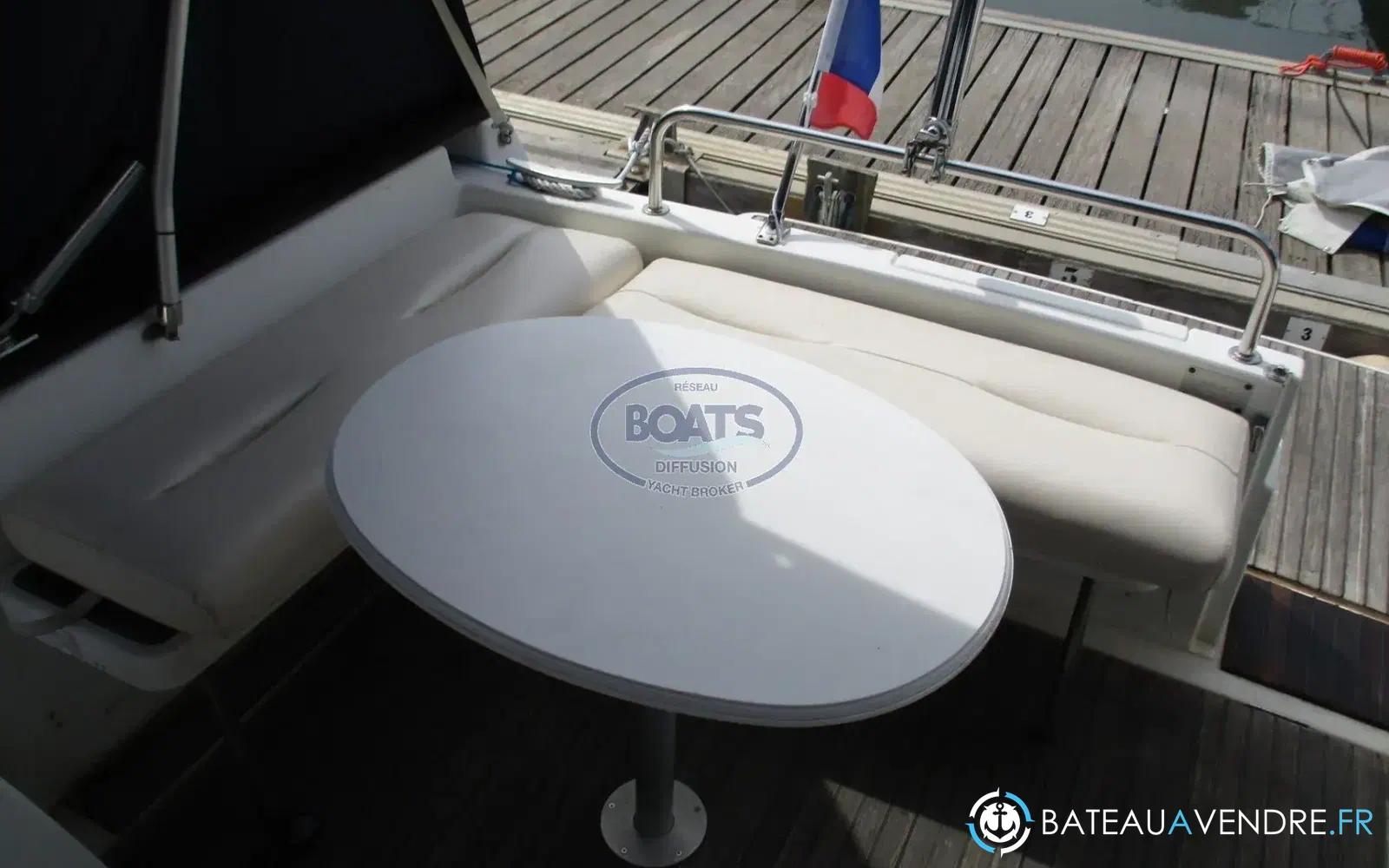 slider 3 Beneteau Ombrine 800 WA
