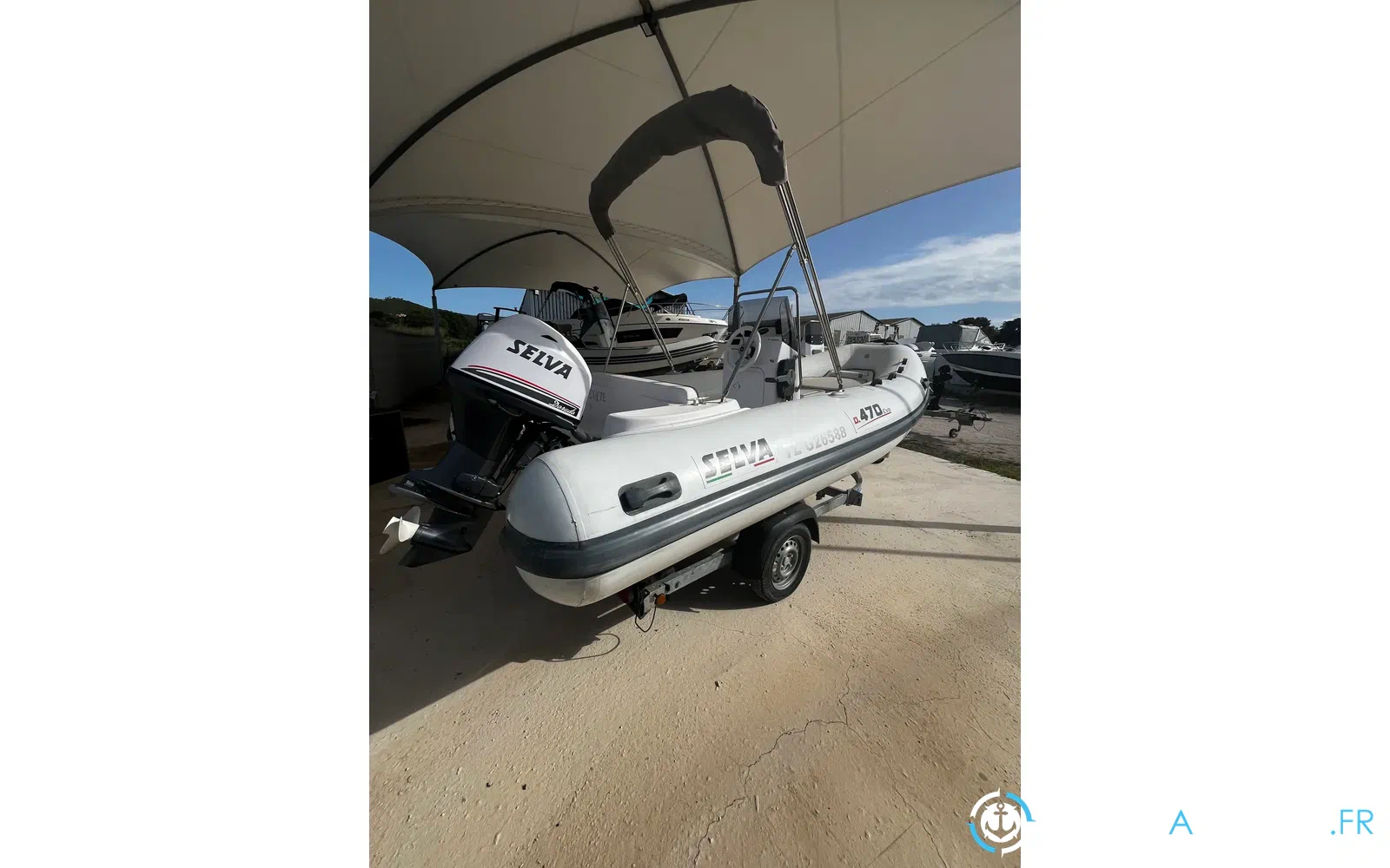 slider 1 Selva D470