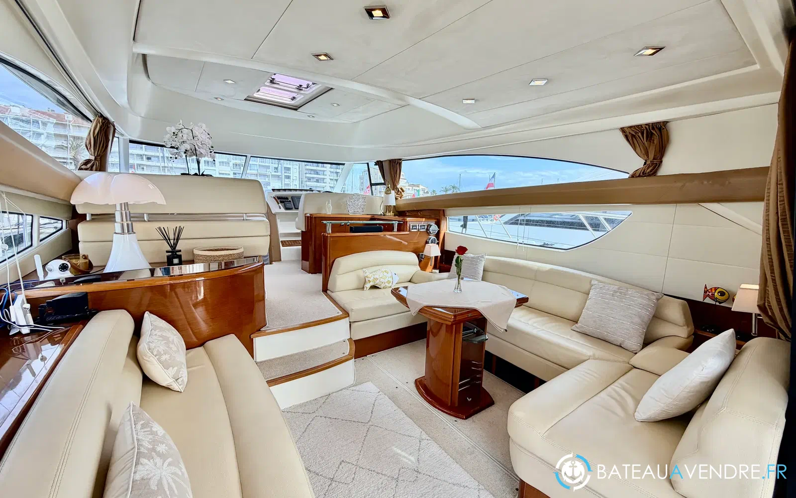slider 22 Jeanneau Prestige 50 Fly